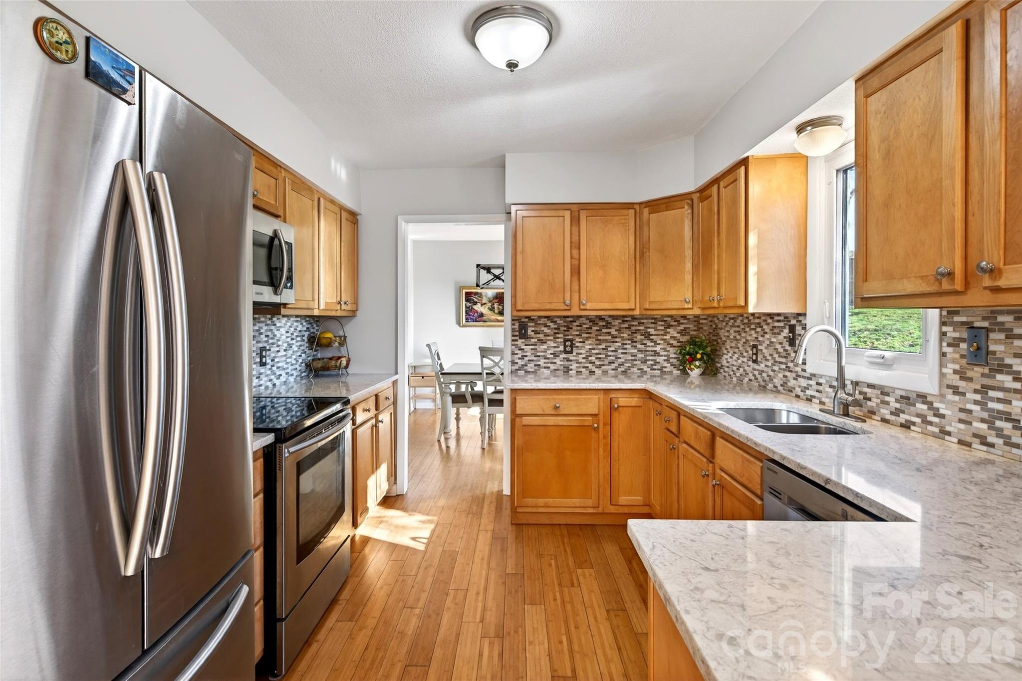 102 Charles Ridge Road — Asheville