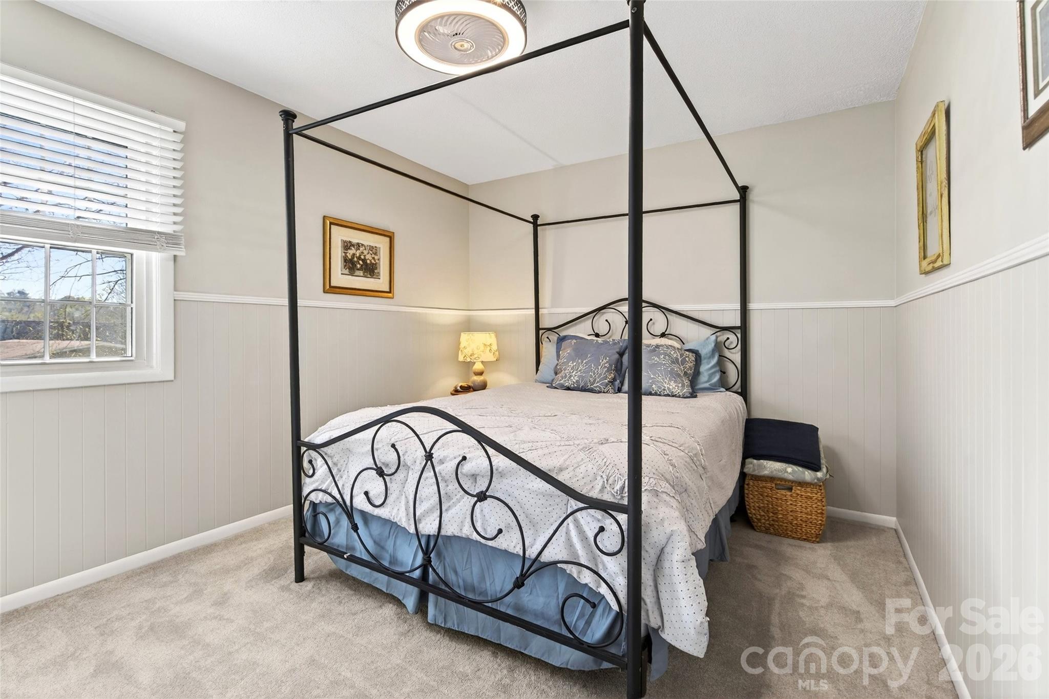 102 Charles Ridge Road — Asheville