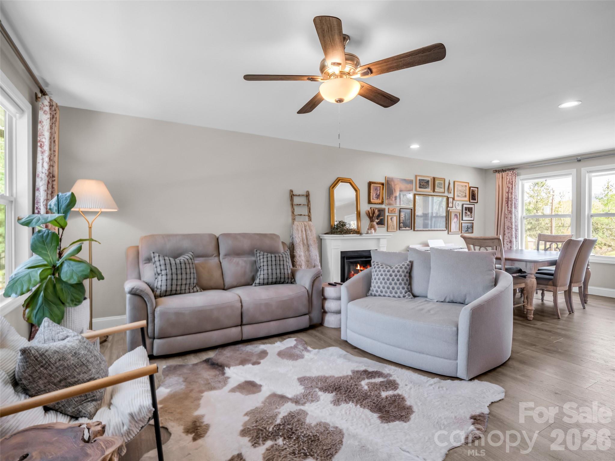 29 Kanes Drive — Hendersonville