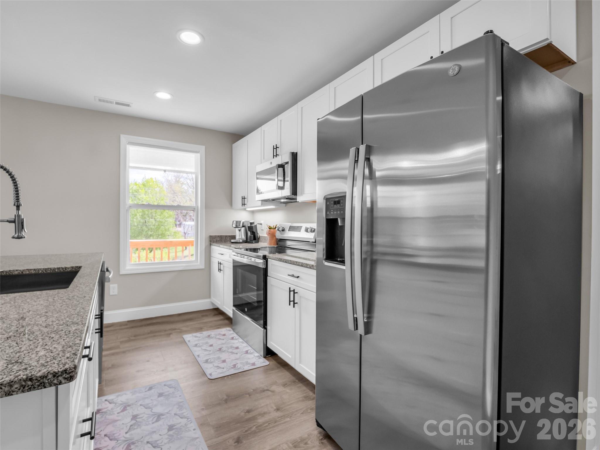 29 Kanes Drive — Hendersonville