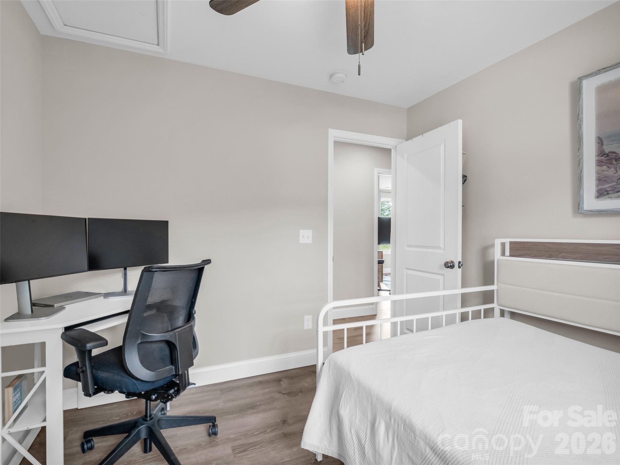 29 Kanes Drive — Hendersonville