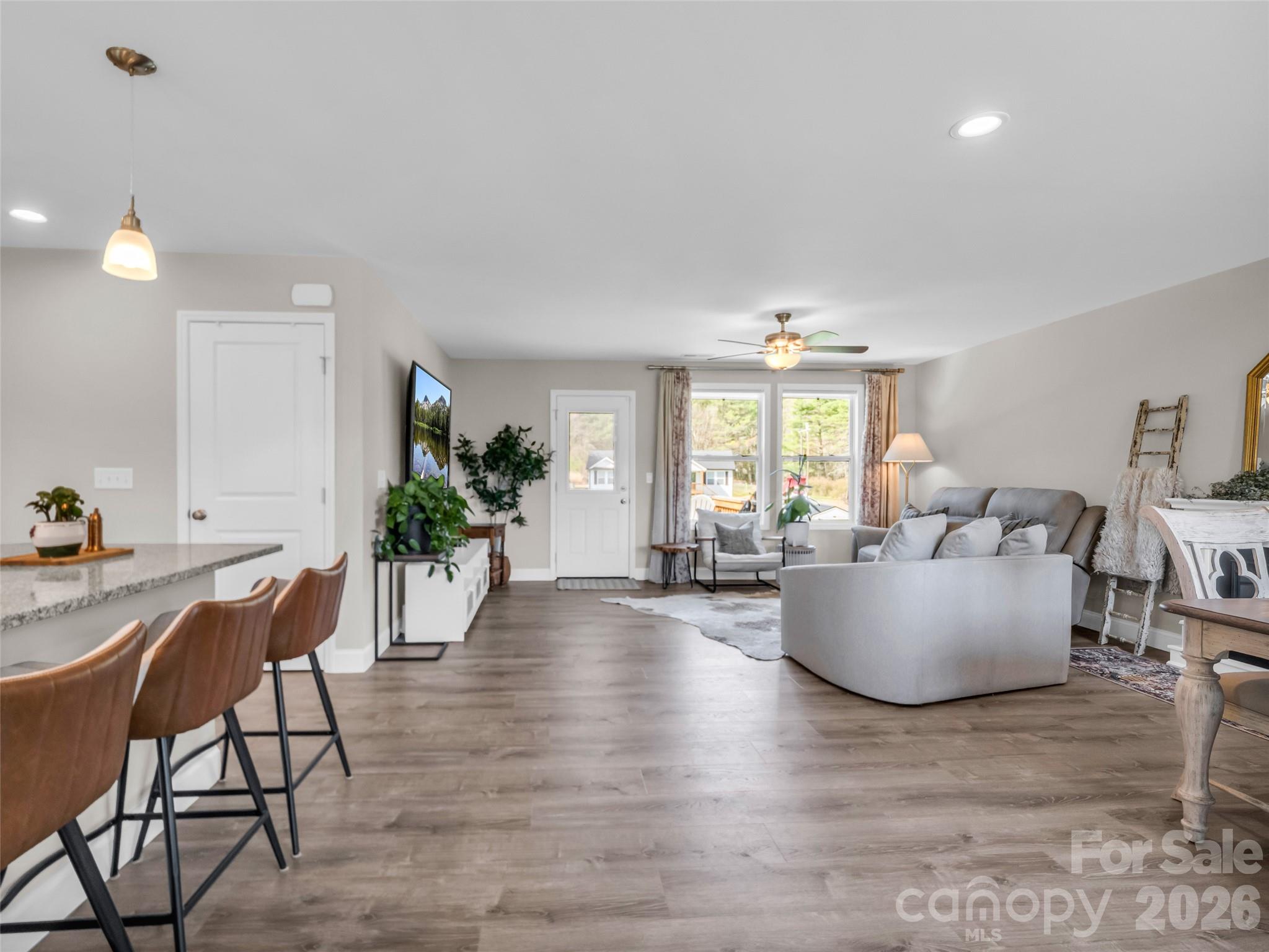 29 Kanes Drive — Hendersonville