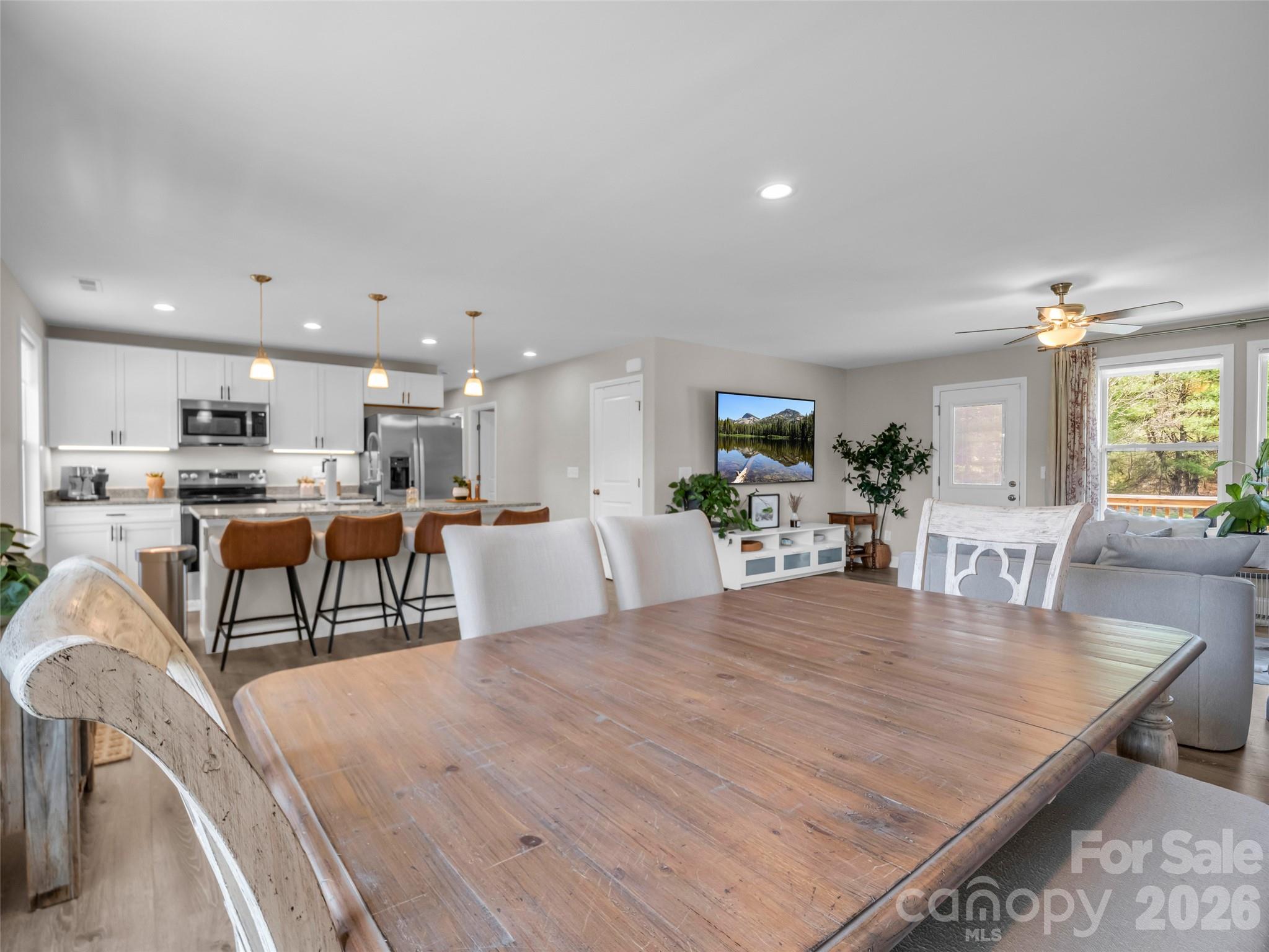 29 Kanes Drive — Hendersonville