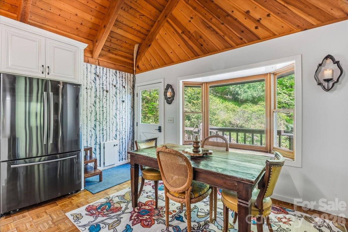 61 Greer Way — Mars Hill