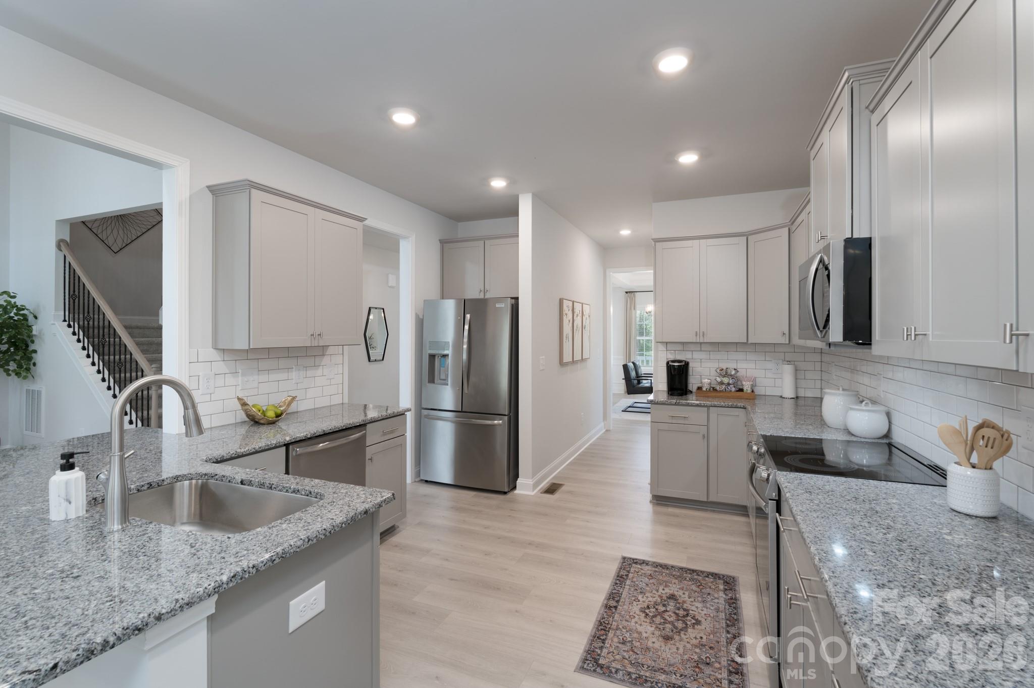5115 Colchester Court #60 — Catawba