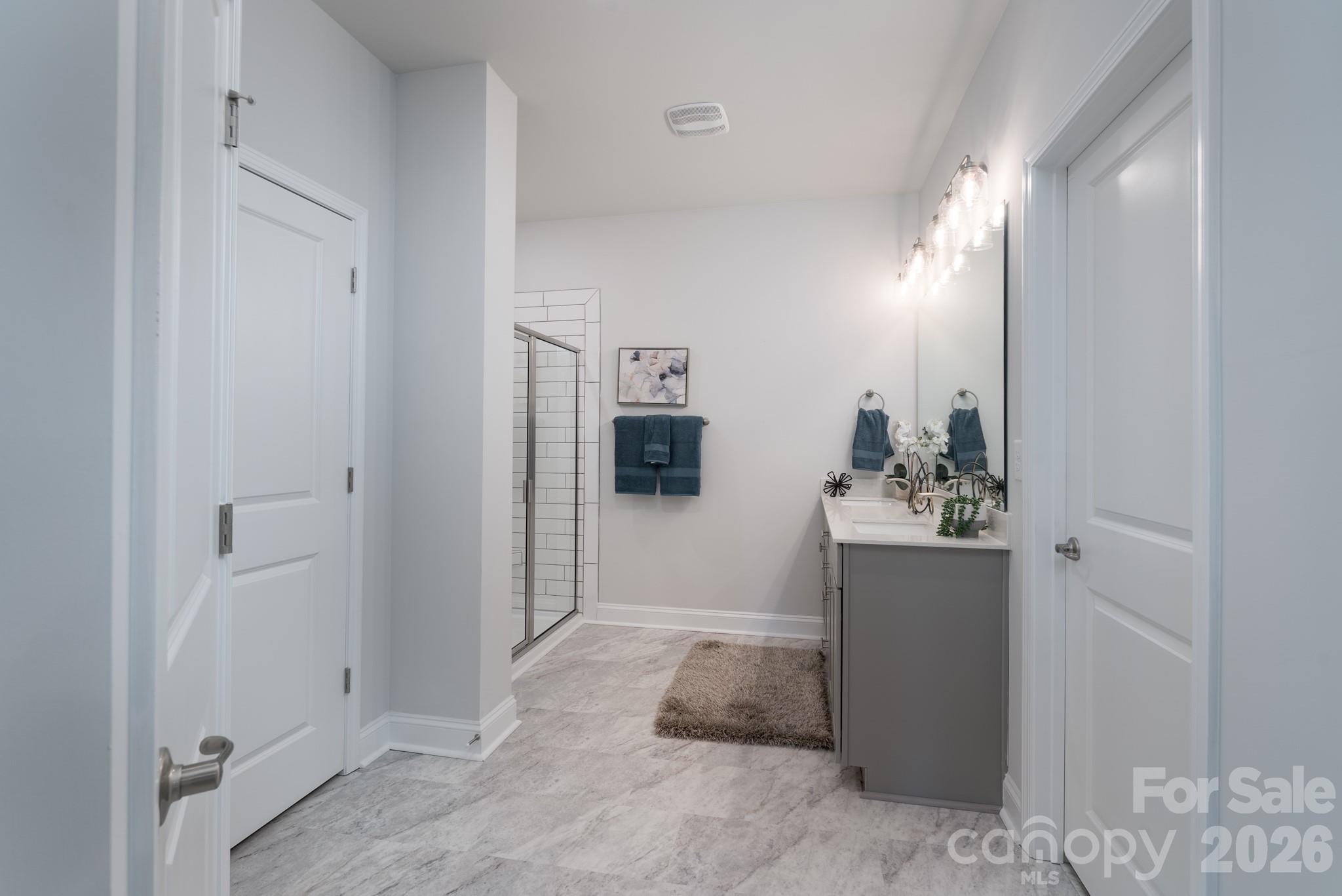 5115 Colchester Court #60 — Catawba