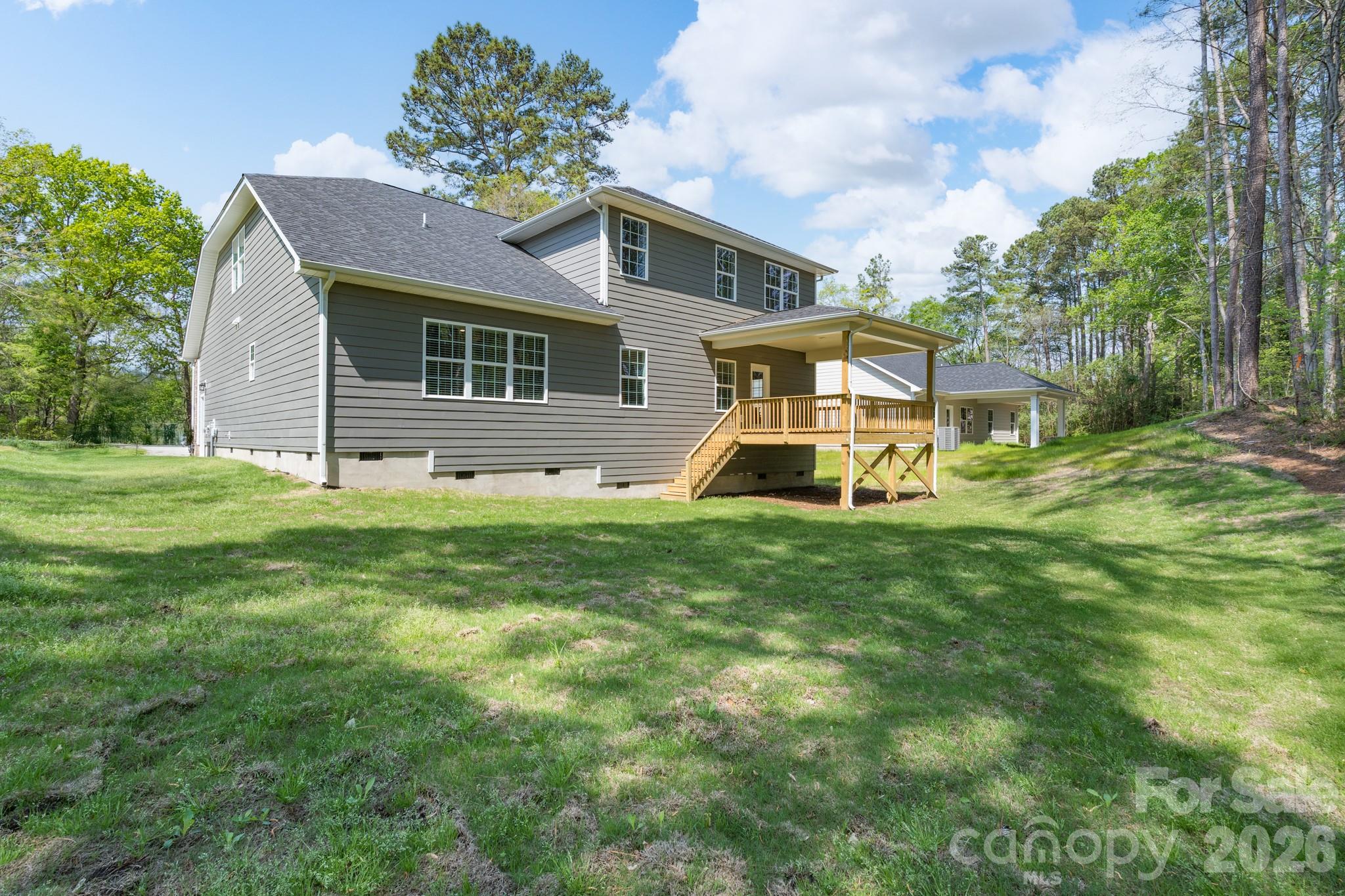 5115 Colchester Court #60 — Catawba