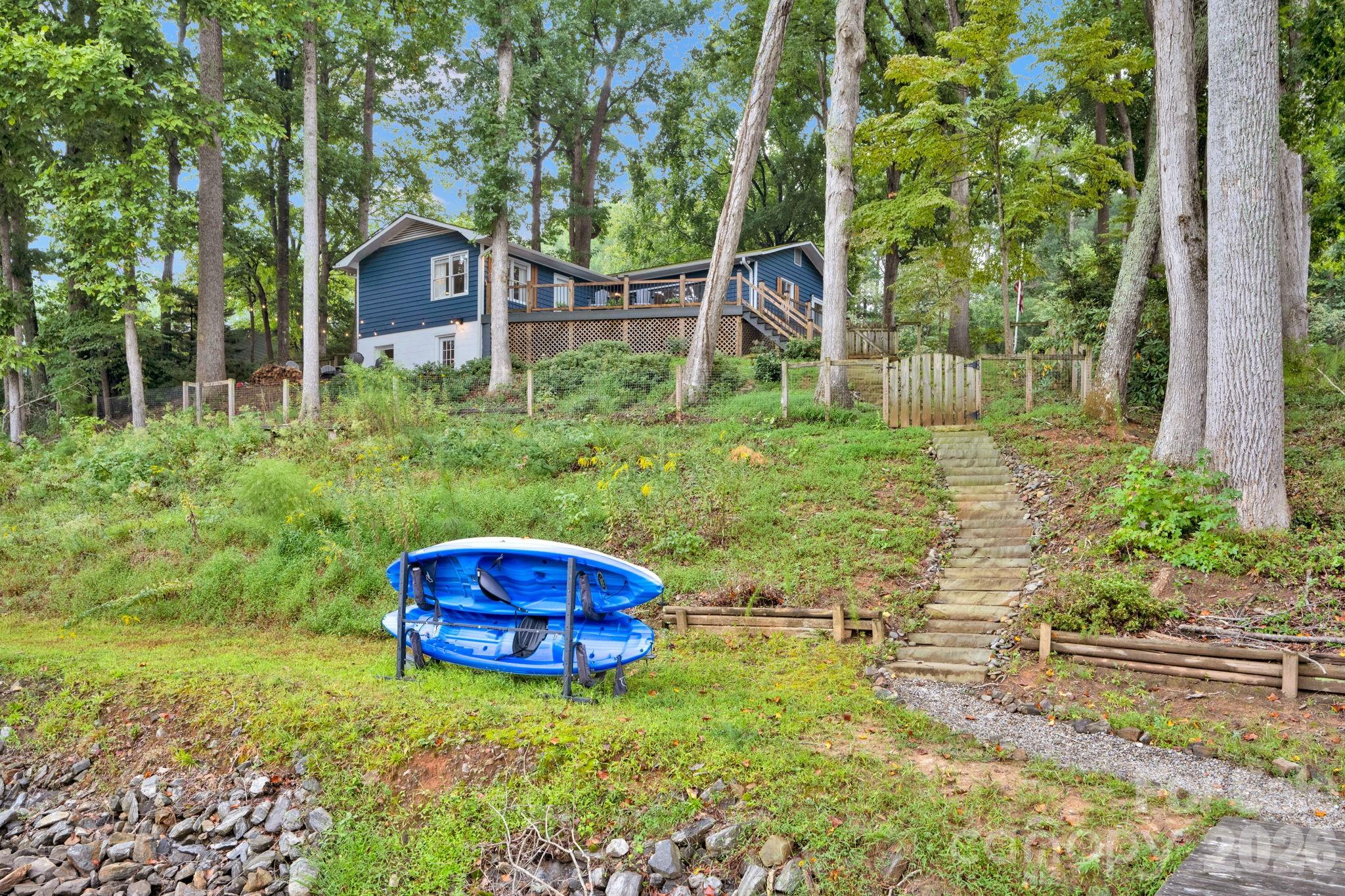 470 Lakeview Shores Loop — Mooresville