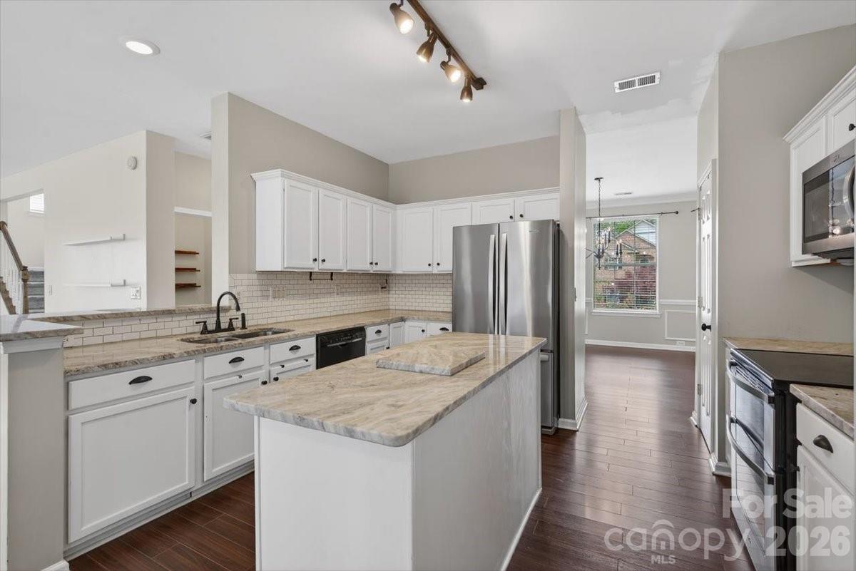 4814 Chesney Street NW — Concord