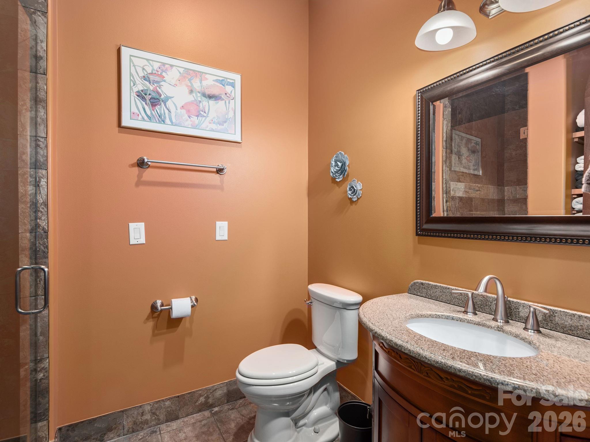 211 Embler No 2 Road — Alexander