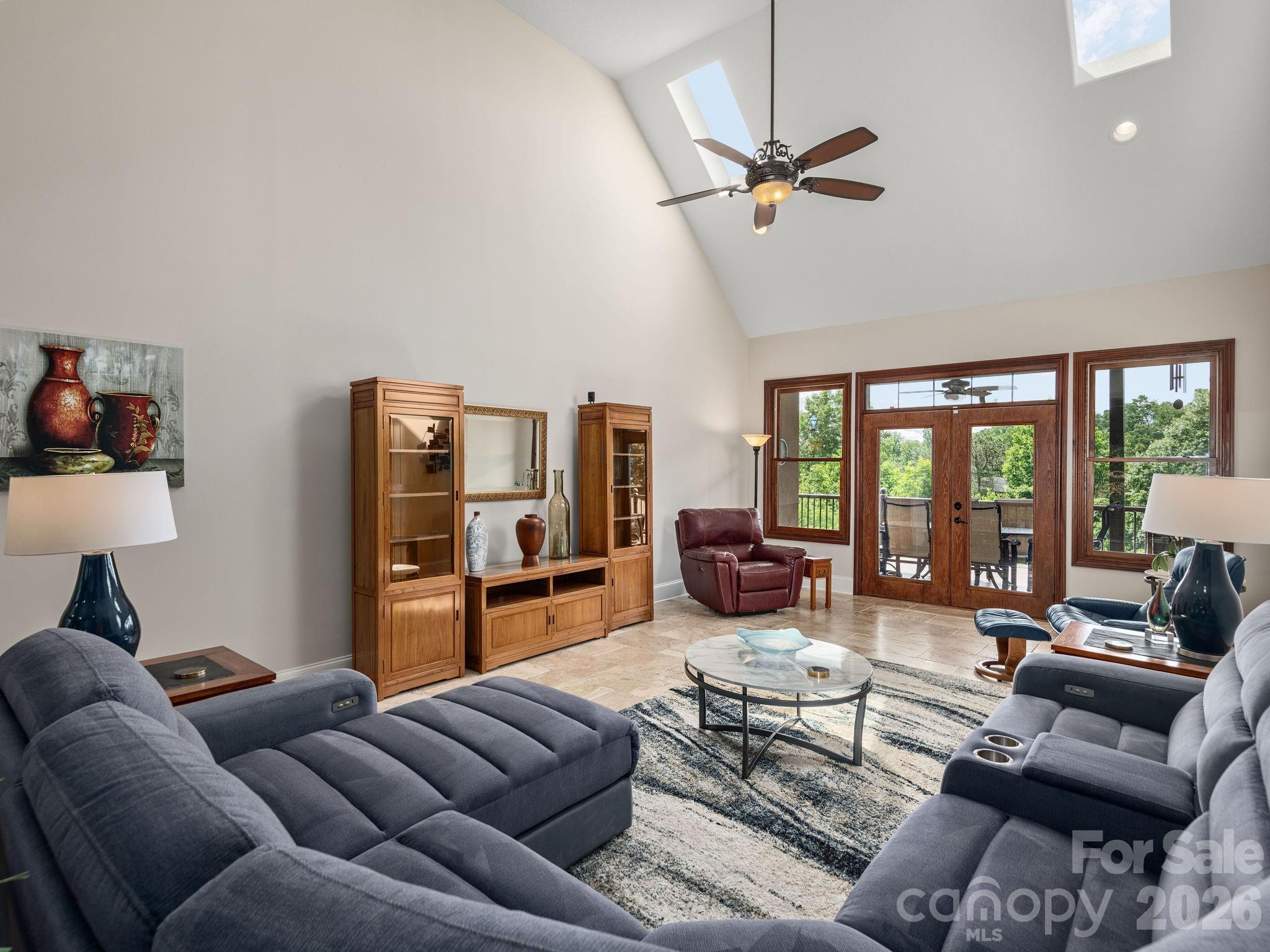 211 Embler No 2 Road — Alexander