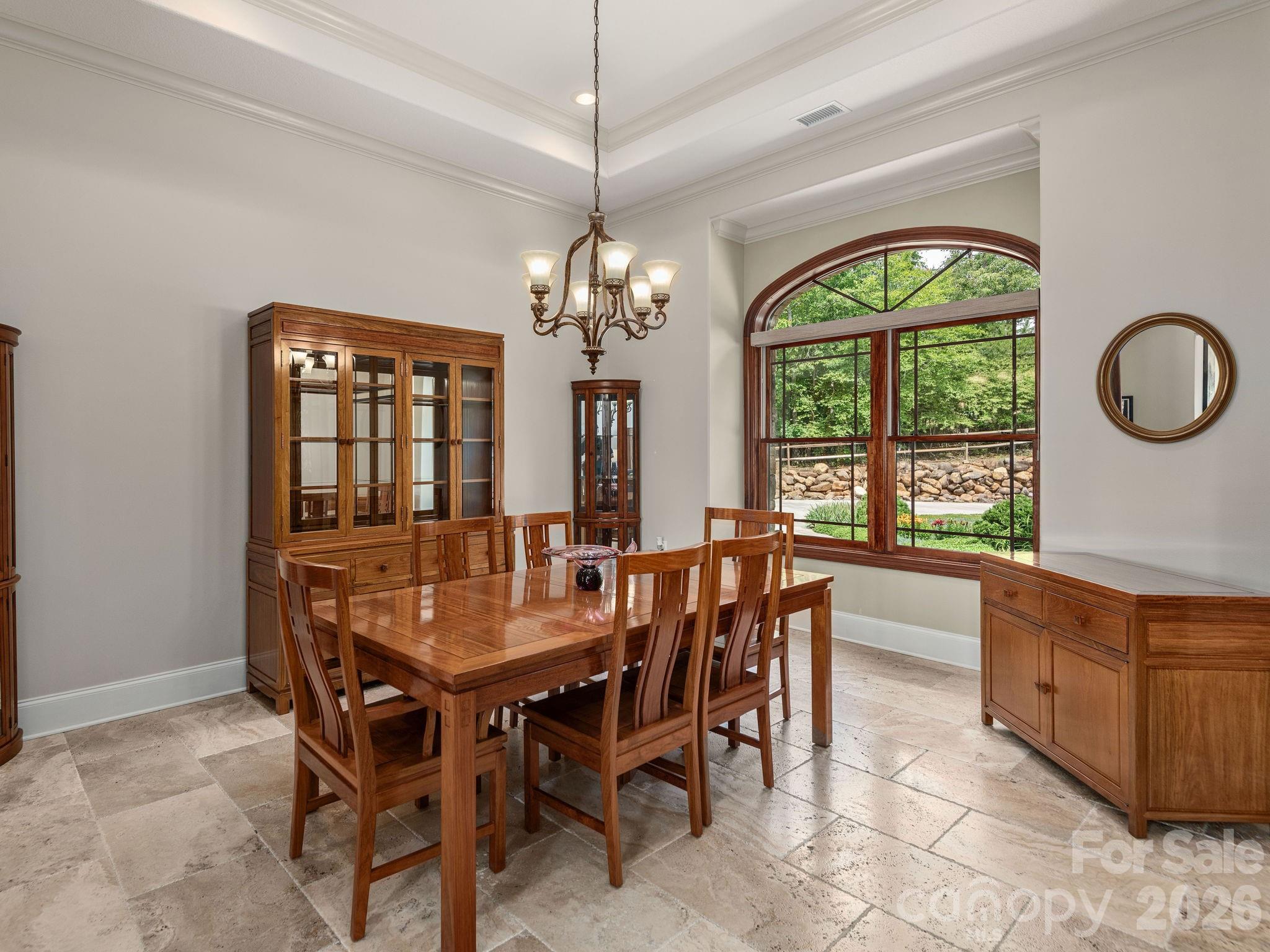 211 Embler No 2 Road — Alexander