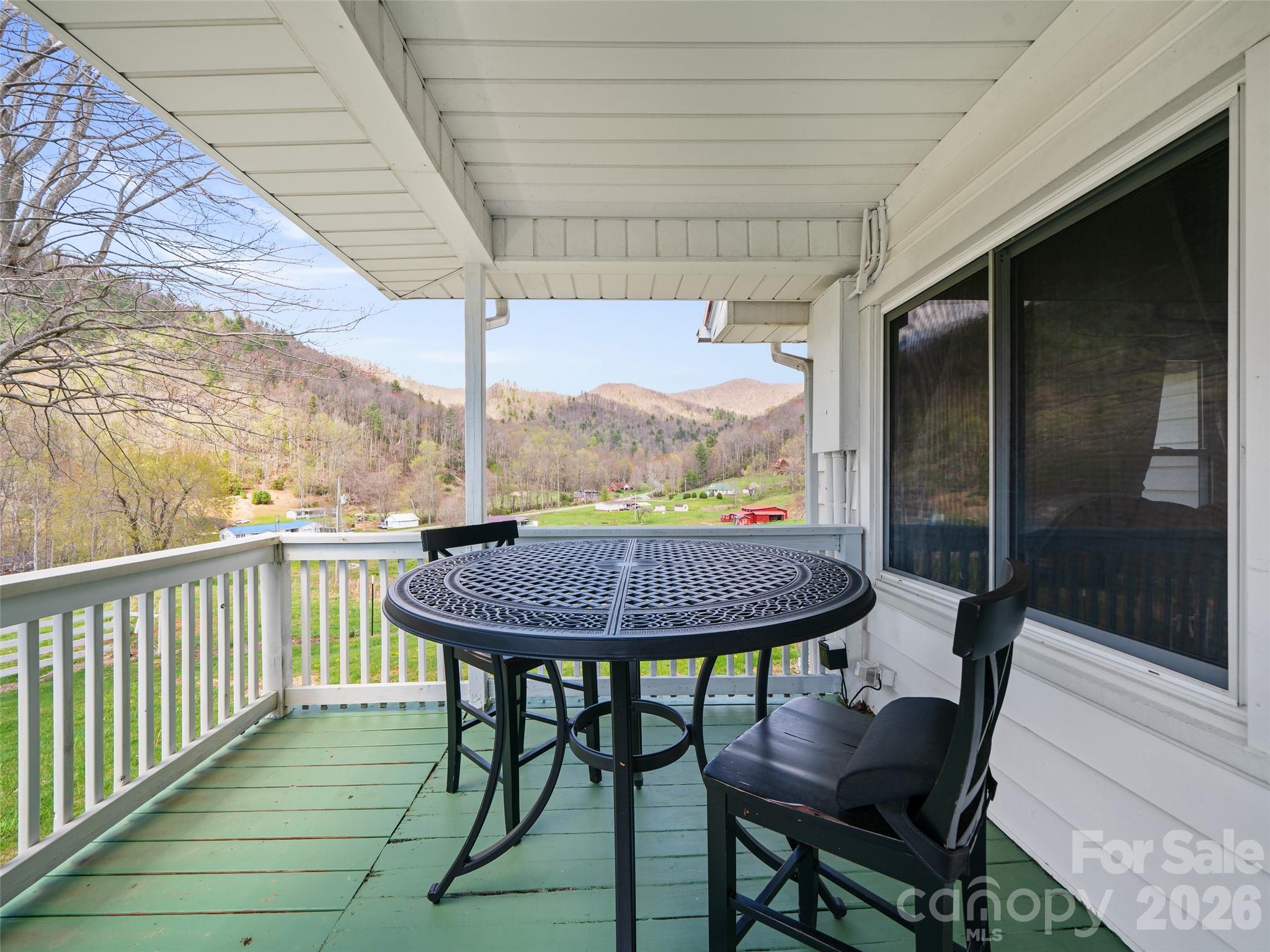 173 Odoms Chapel Road — Bakersville