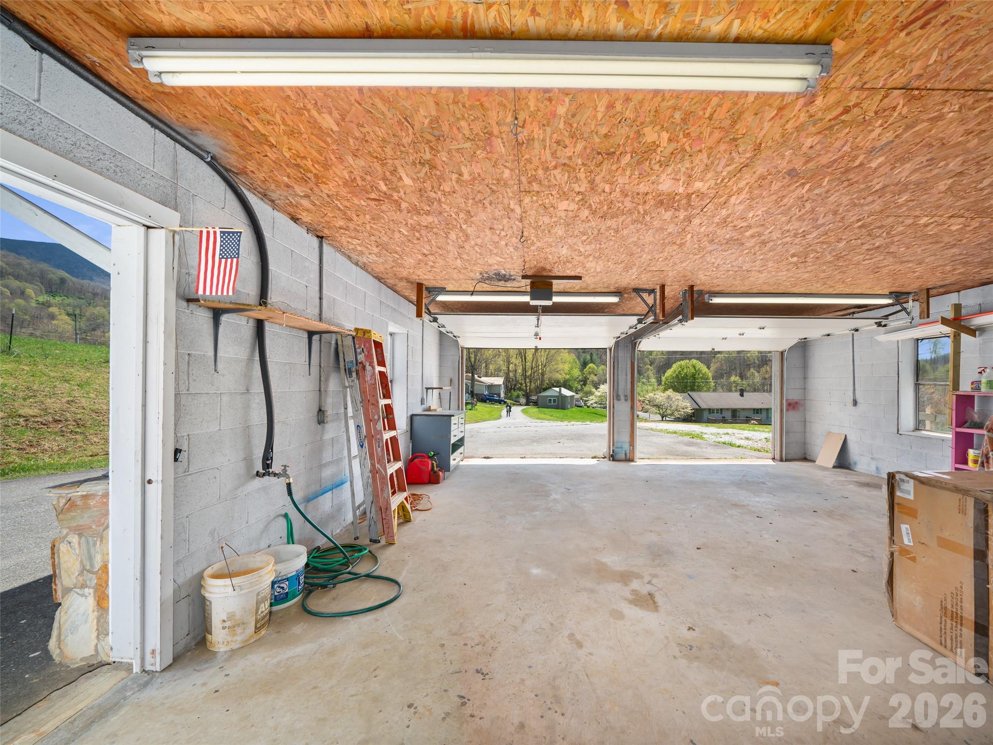 173 Odoms Chapel Road — Bakersville