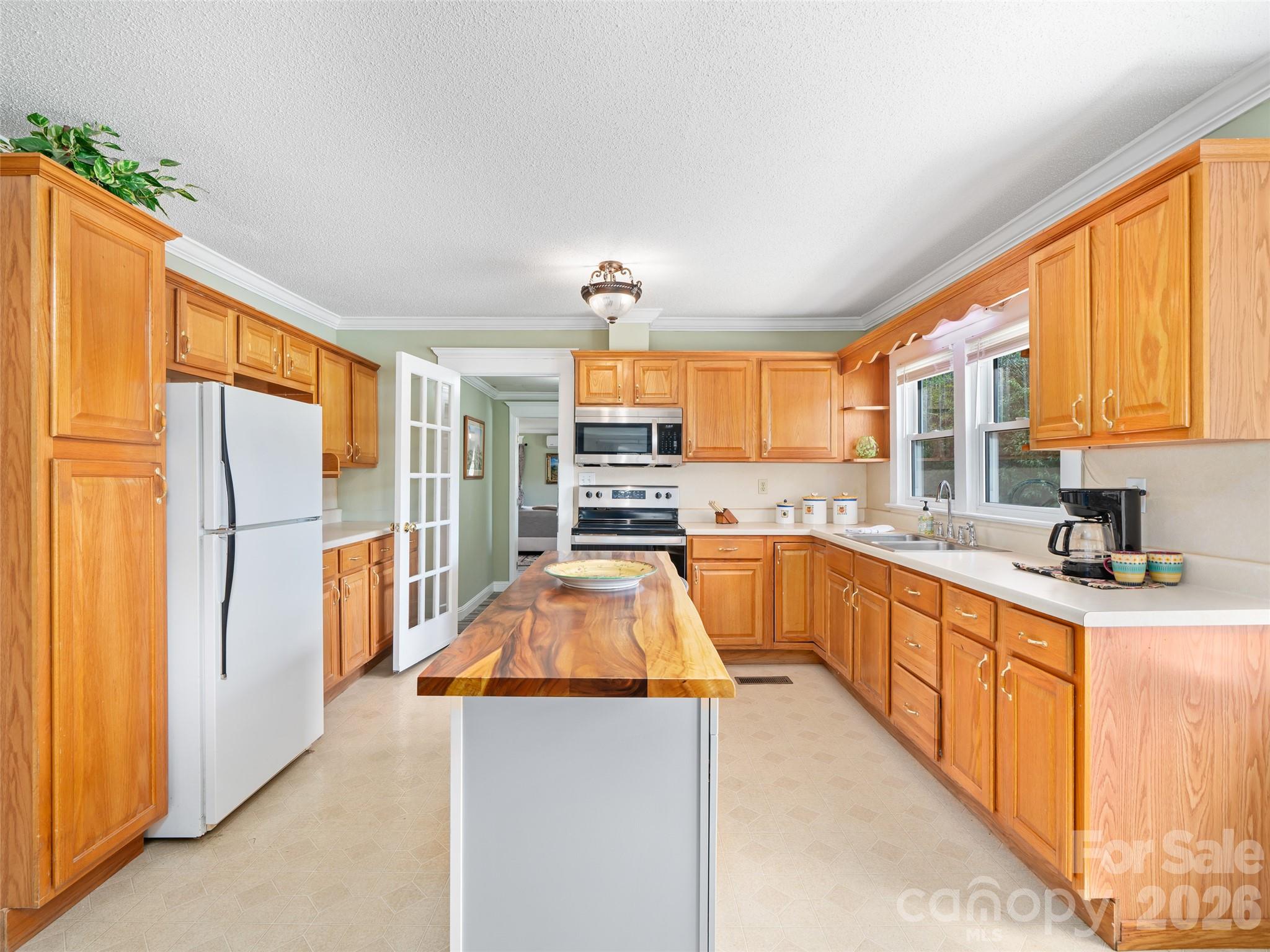 173 Odoms Chapel Road — Bakersville