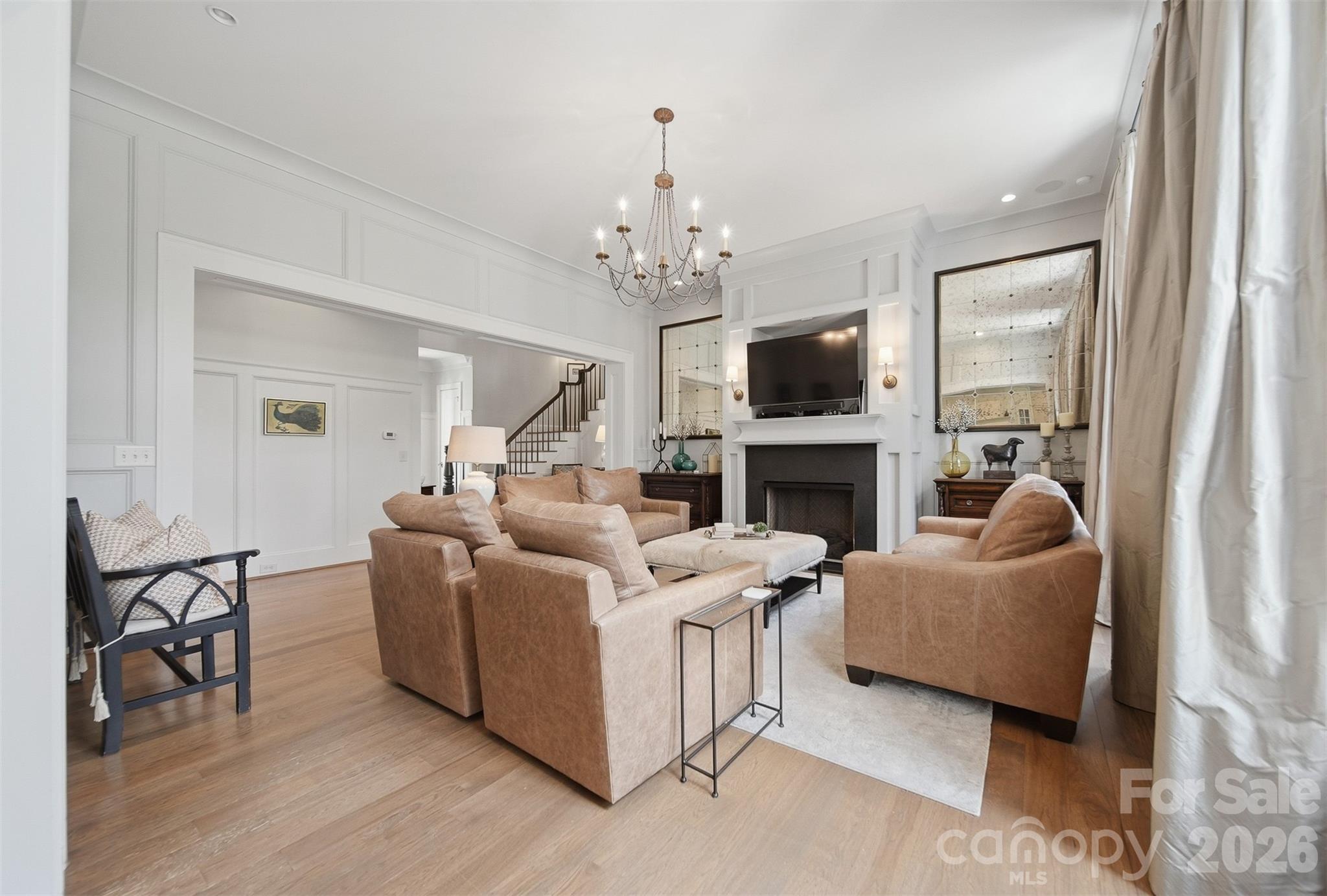834 9th Avenue NW — Hickory