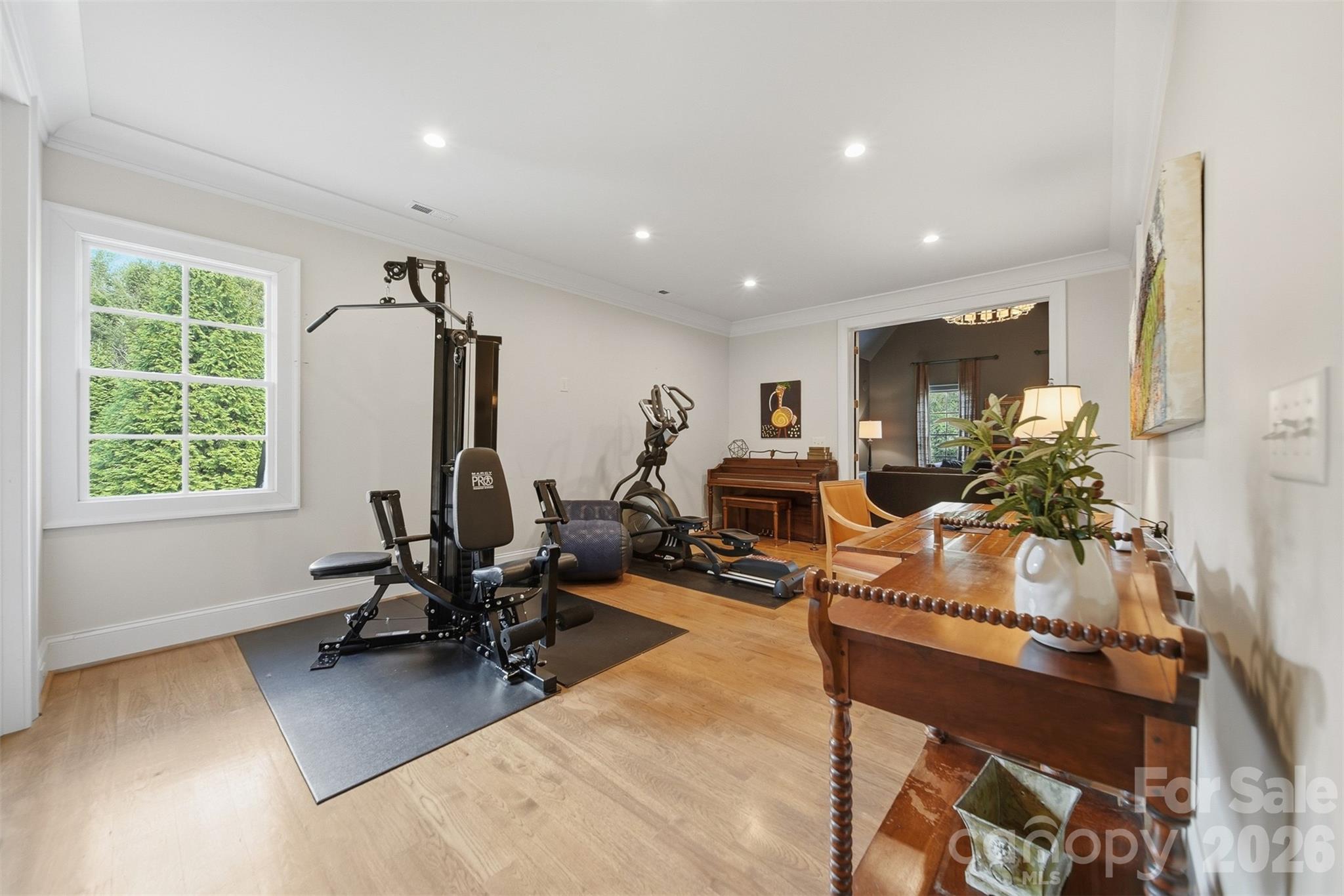 834 9th Avenue NW — Hickory