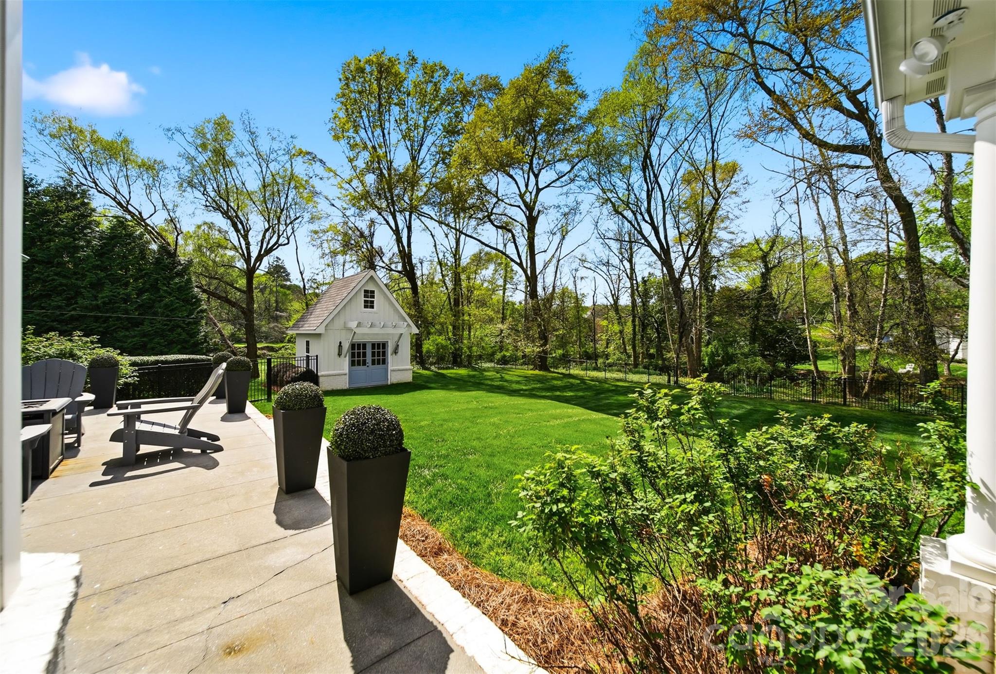 834 9th Avenue NW — Hickory
