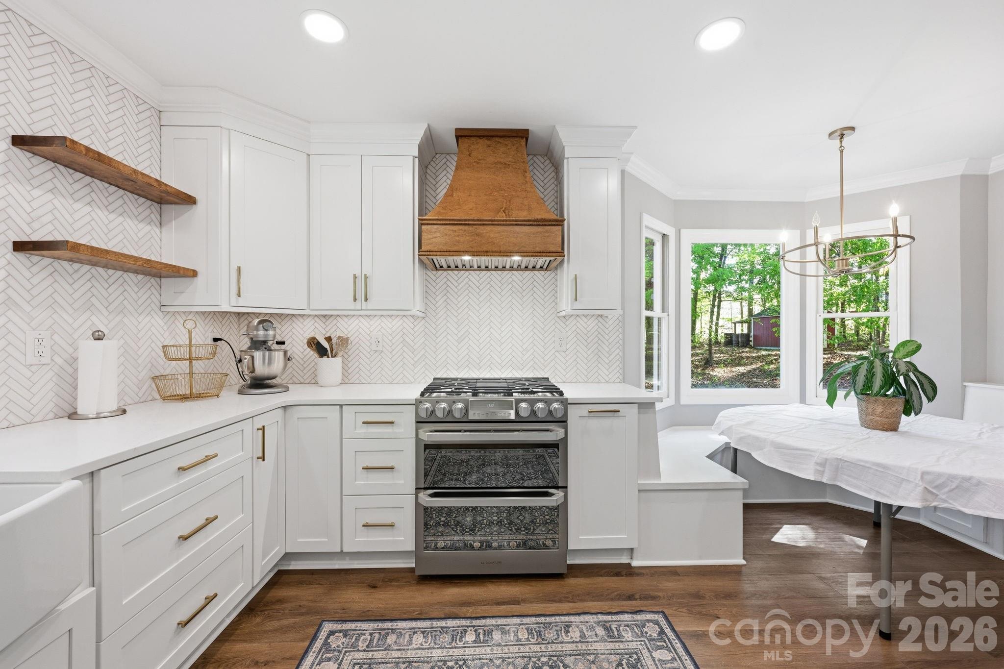 7319 Gilead Road — Huntersville