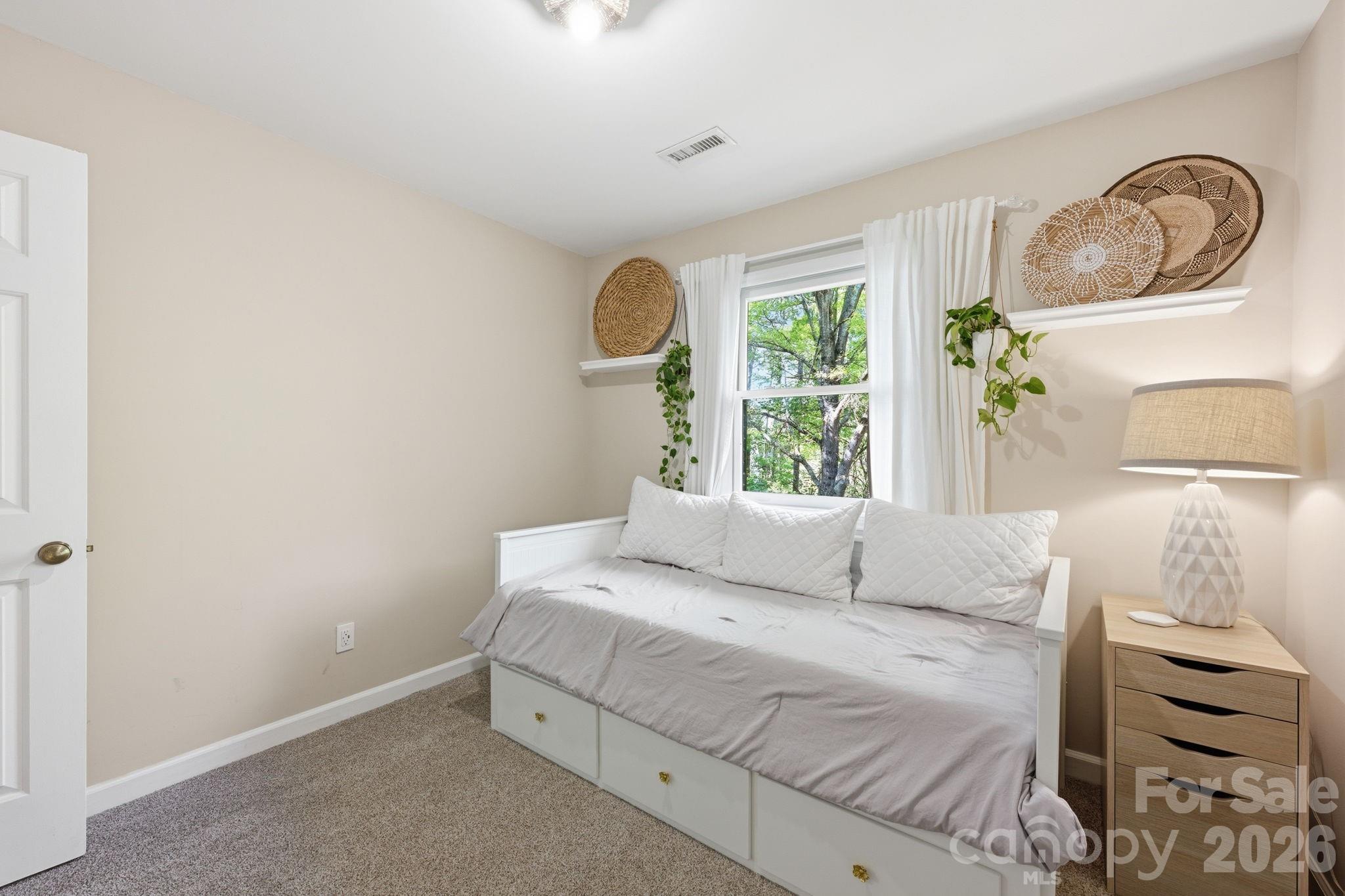 7319 Gilead Road — Huntersville