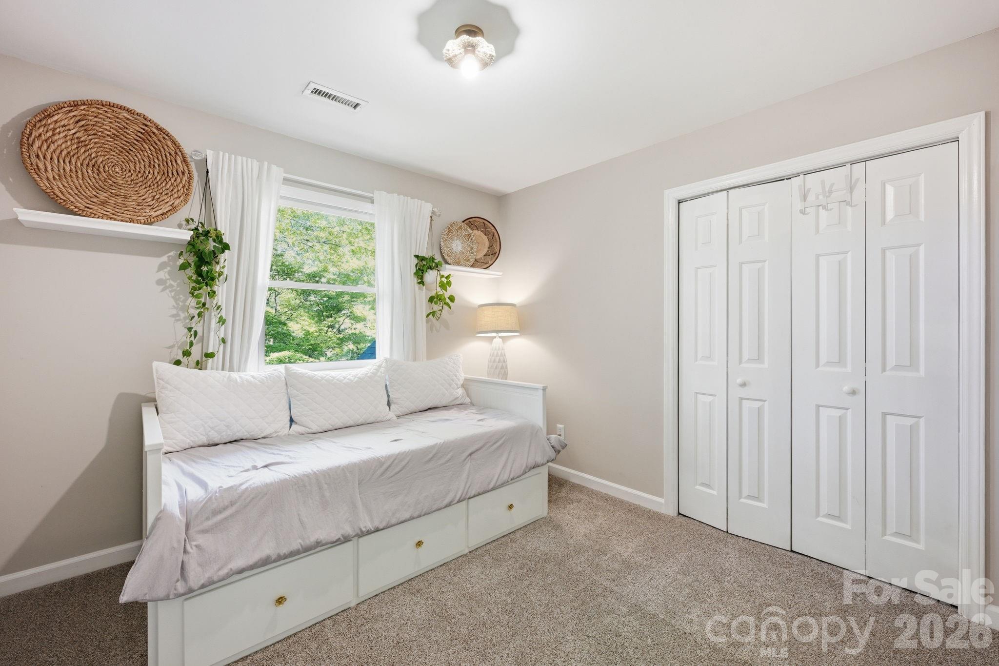7319 Gilead Road — Huntersville