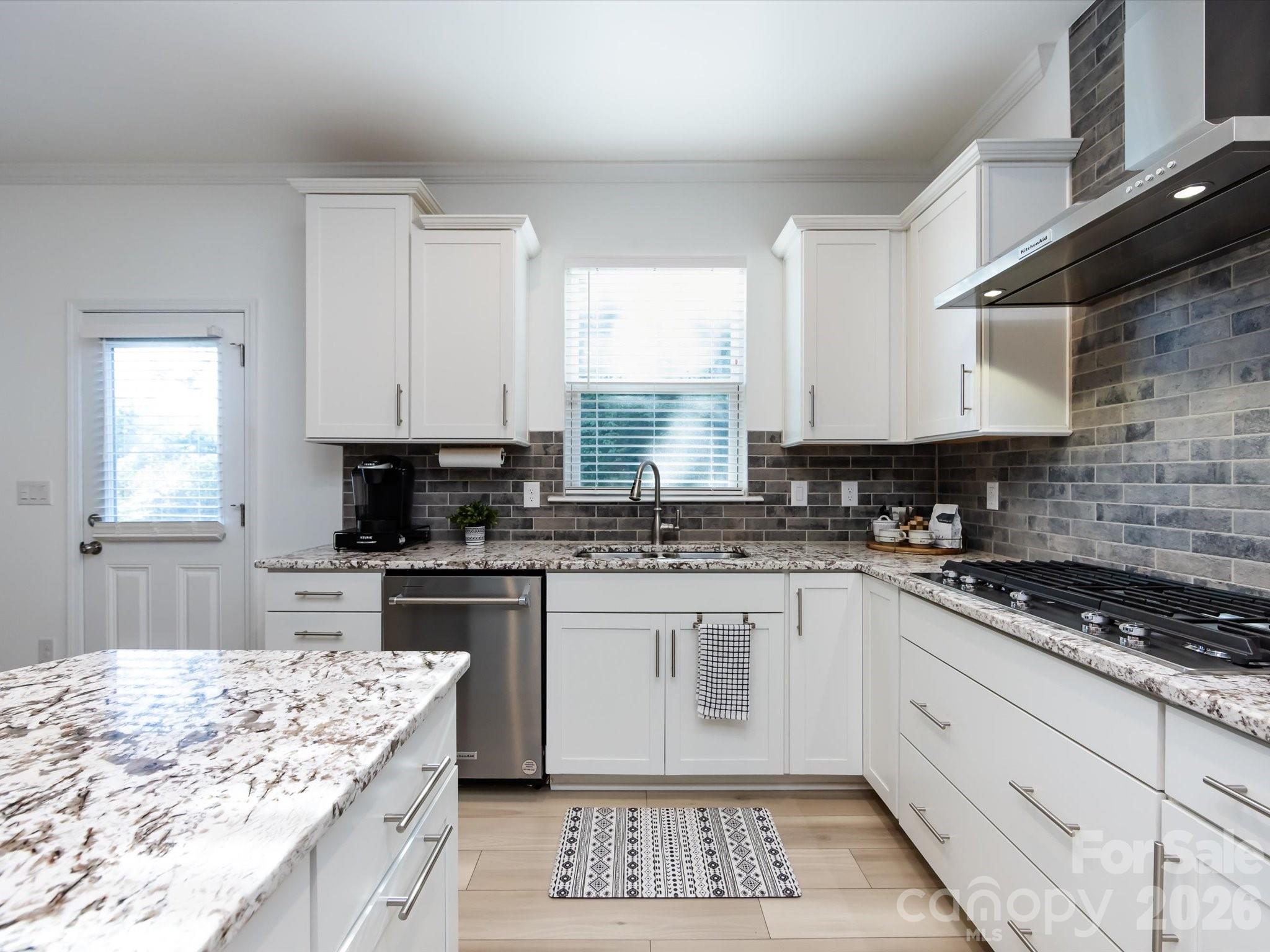 8903 Ansley Park Place — Huntersville