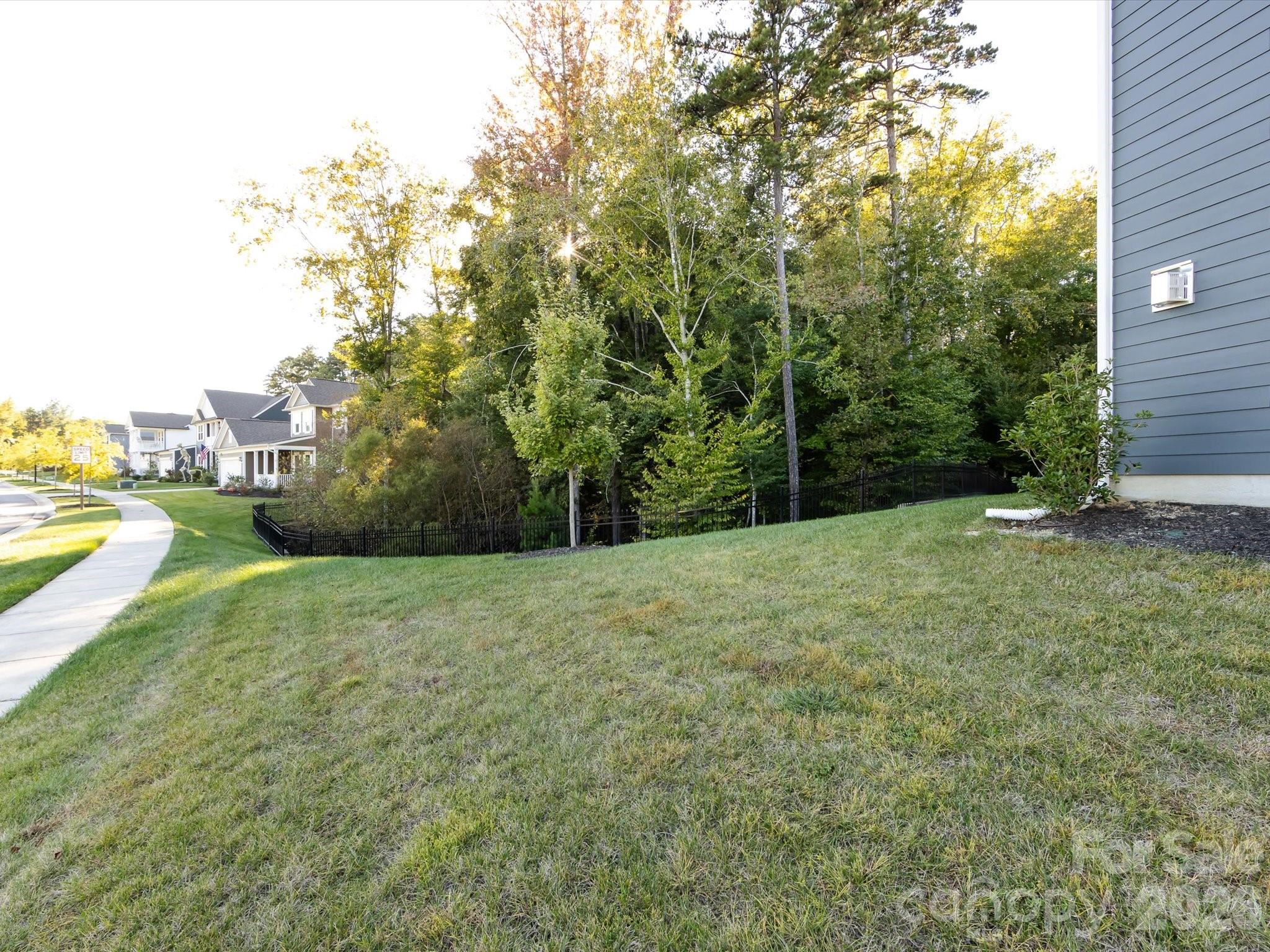 8903 Ansley Park Place — Huntersville