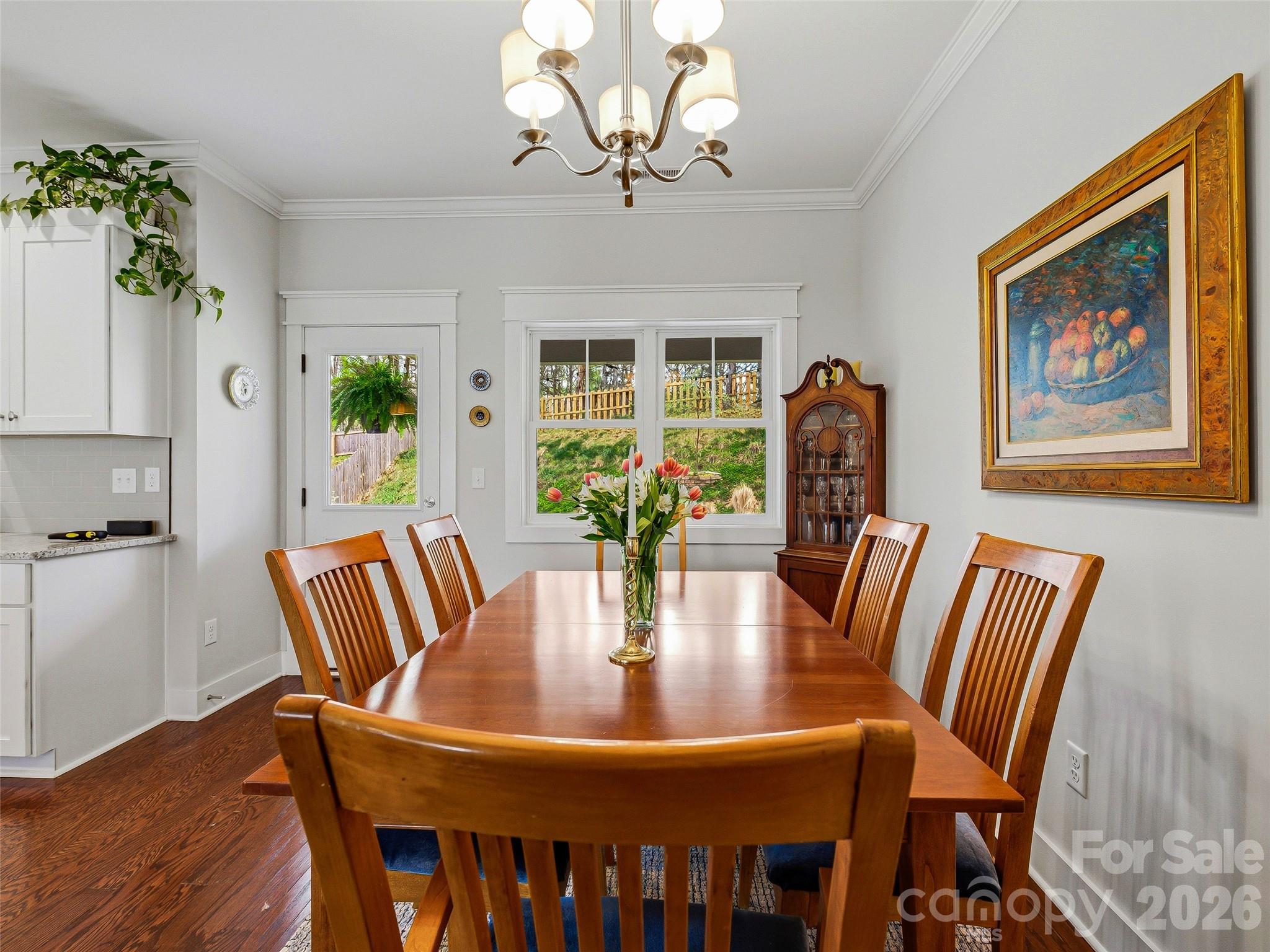 205 Weybridge Drive — Arden