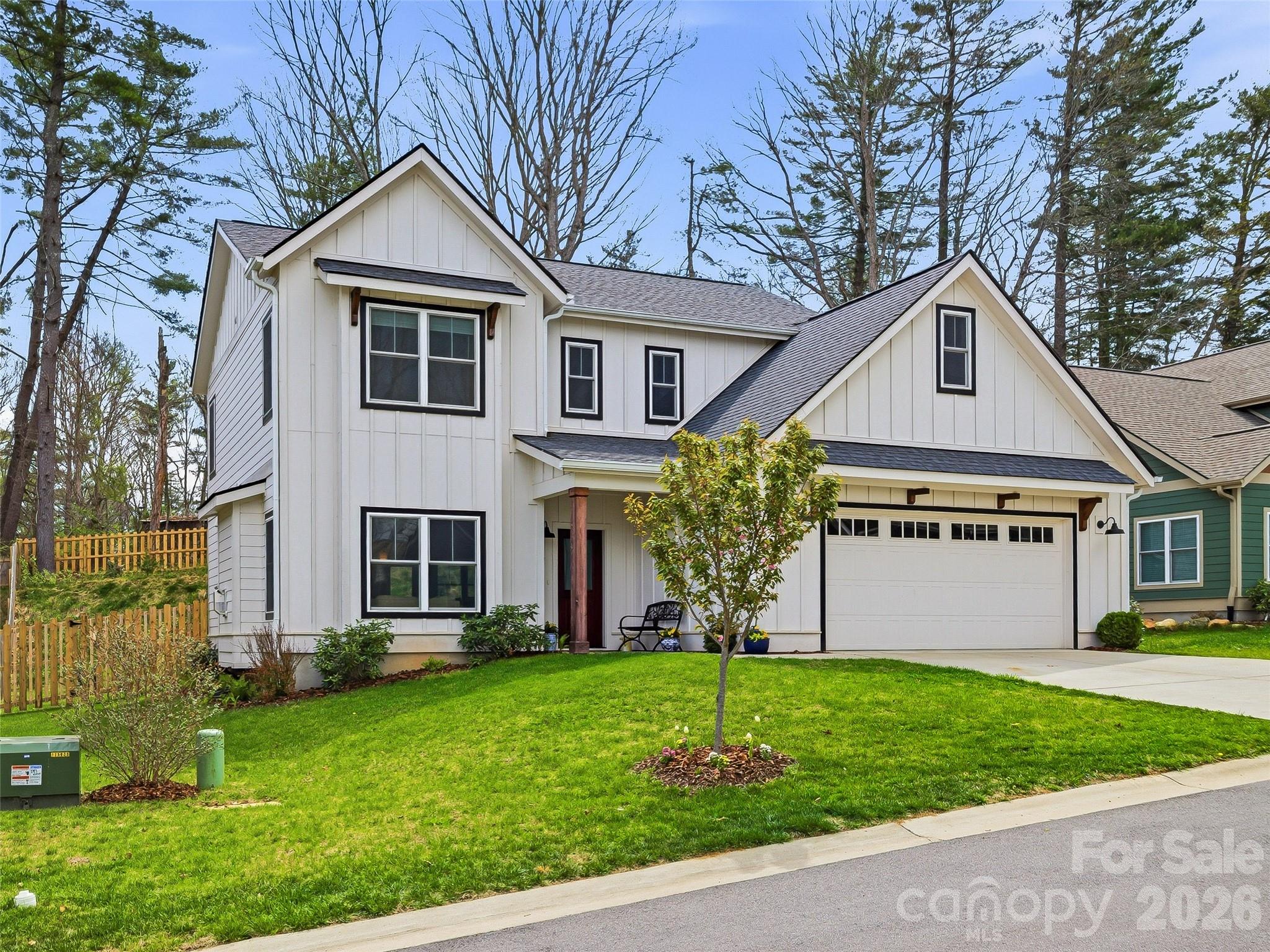 205 Weybridge Drive — Arden