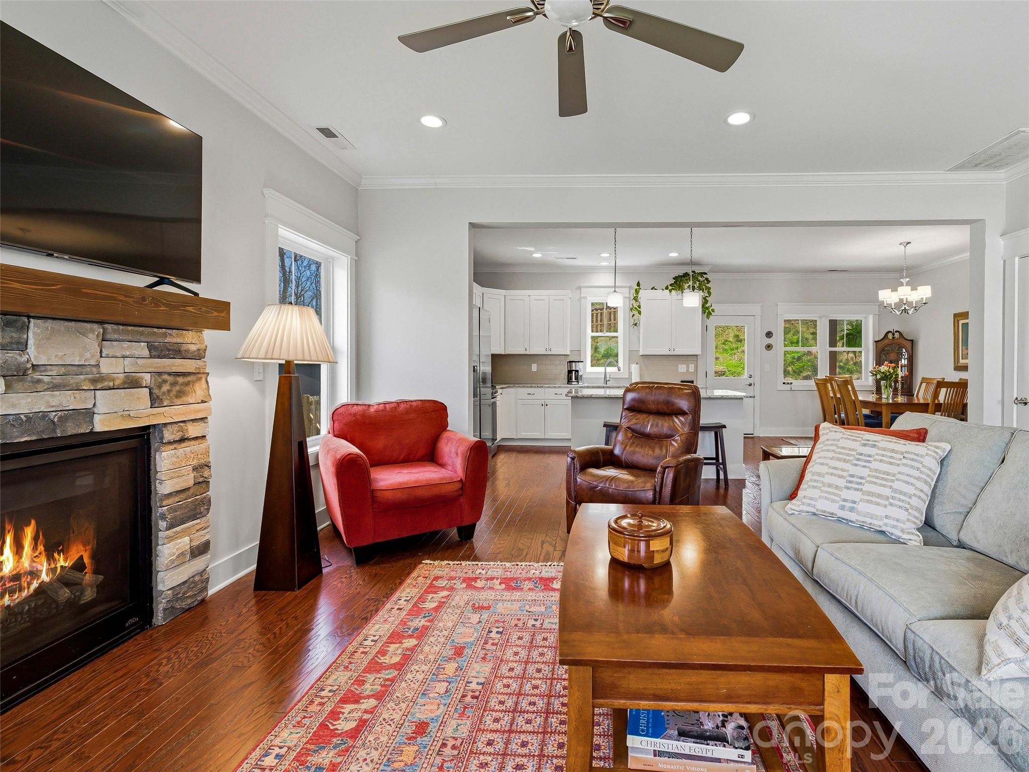 205 Weybridge Drive — Arden