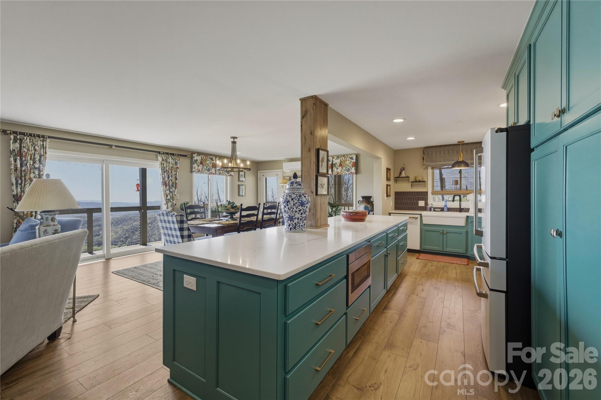 5970 Blowing Rock Boulevard — Lenoir