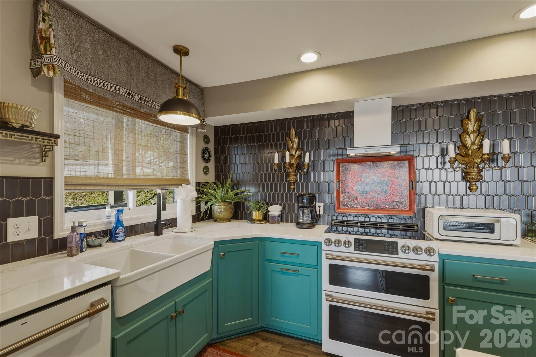 5970 Blowing Rock Boulevard — Lenoir