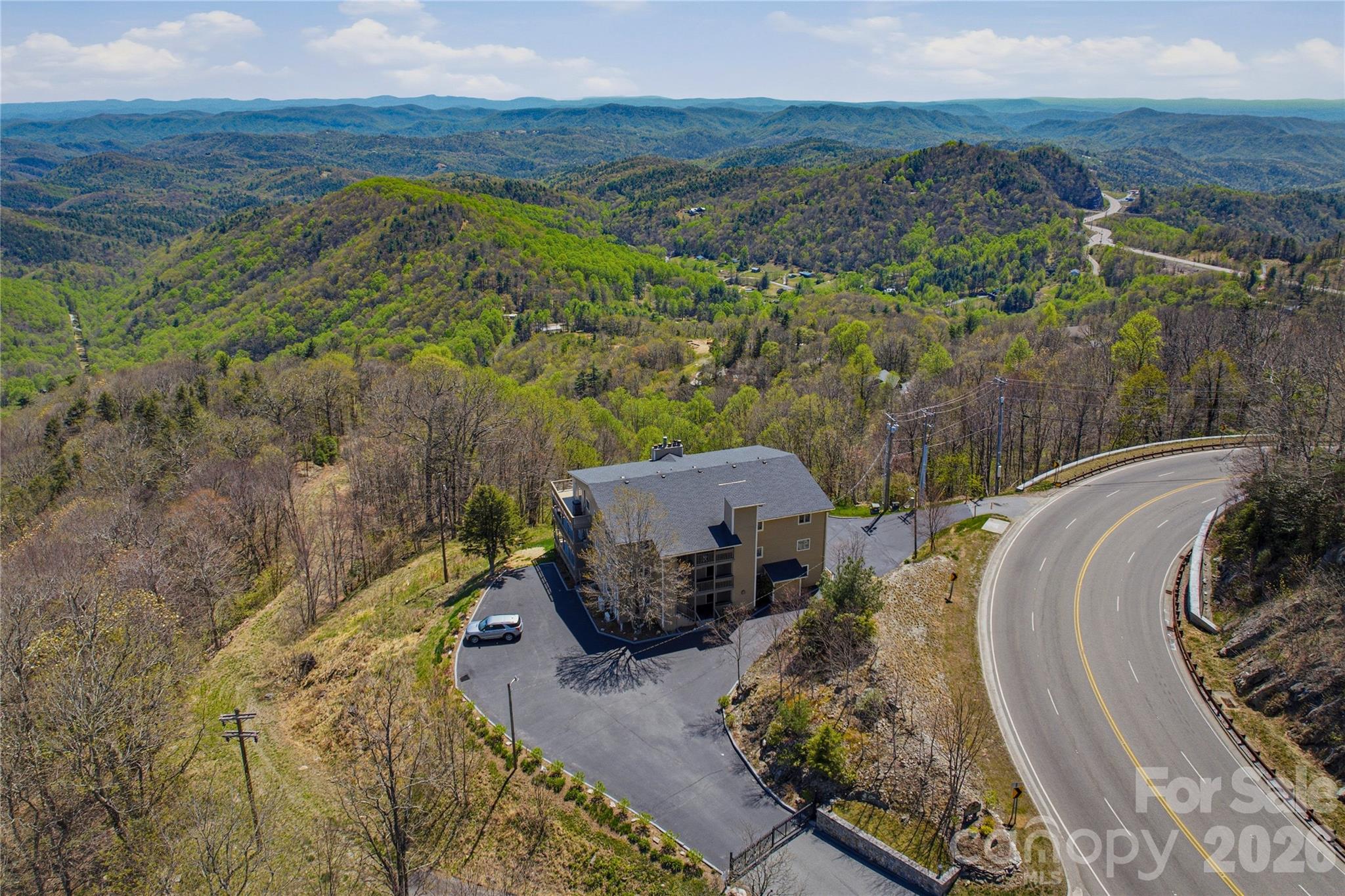 5970 Blowing Rock Boulevard — Lenoir