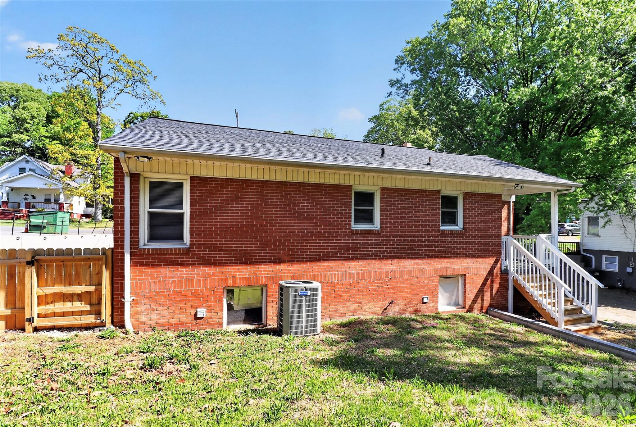 315 E 4th Avenue — Gastonia