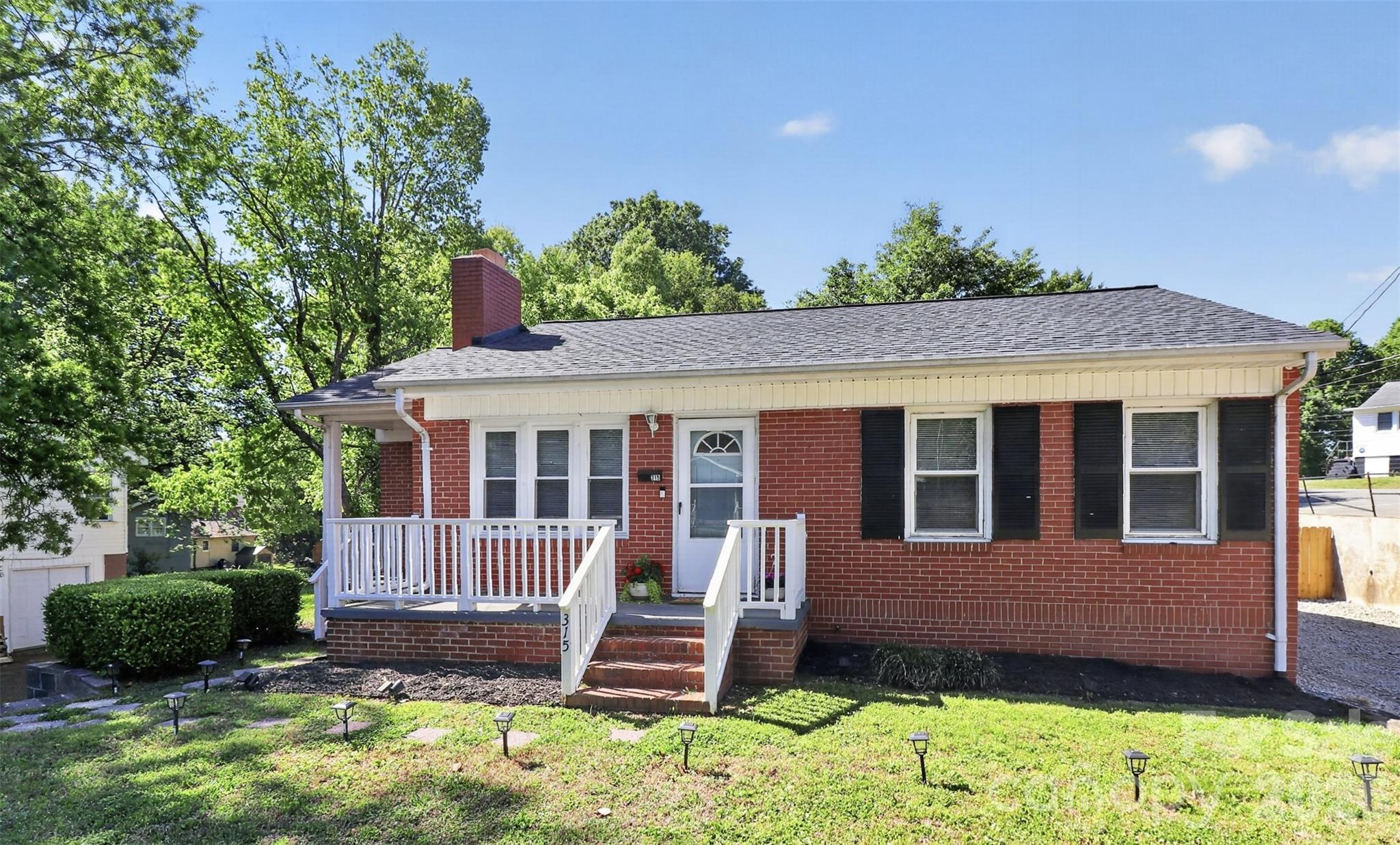 315 E 4th Avenue — Gastonia