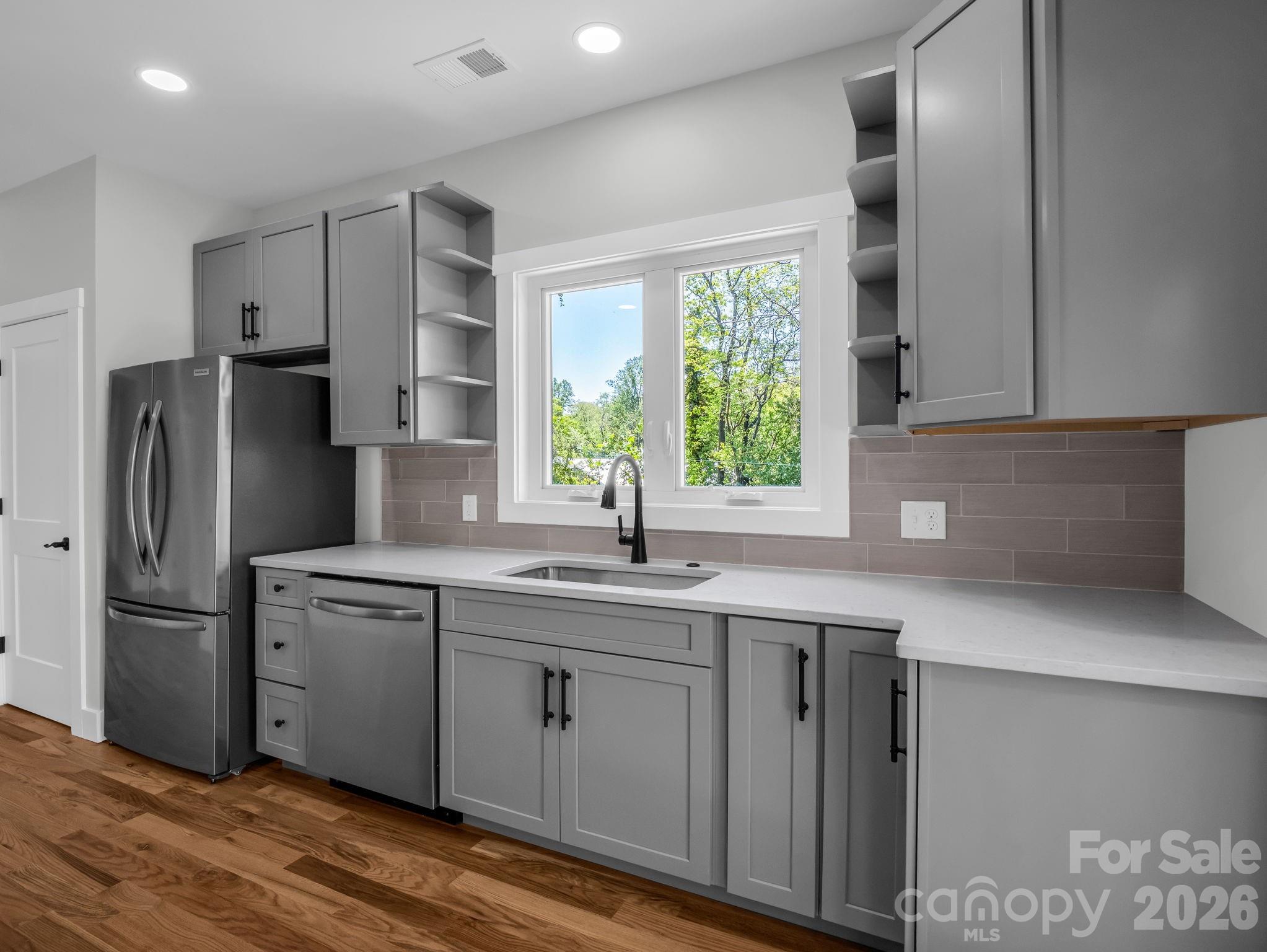 18 Worley Place — Asheville