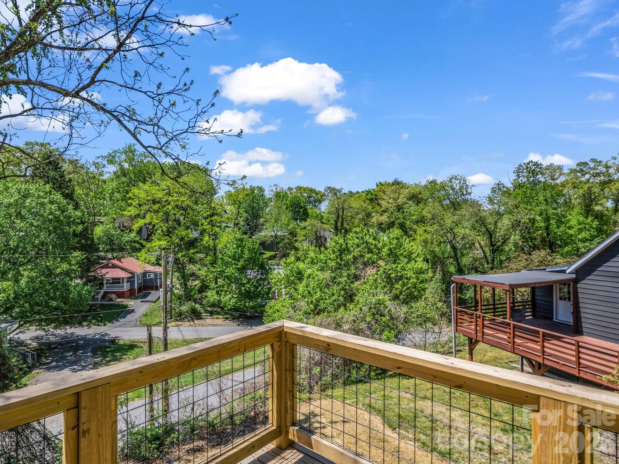 18 Worley Place — Asheville