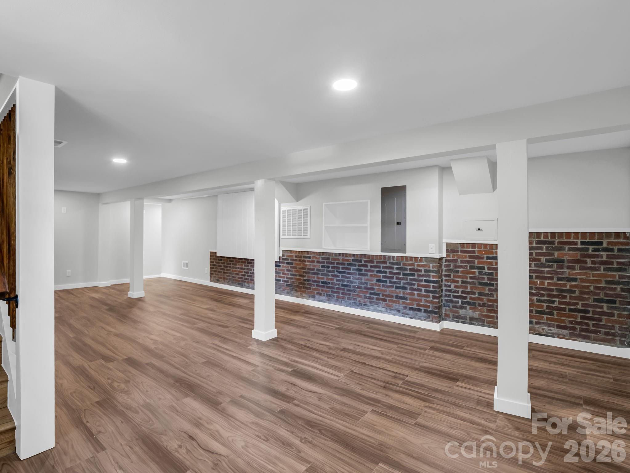 18 Worley Place — Asheville