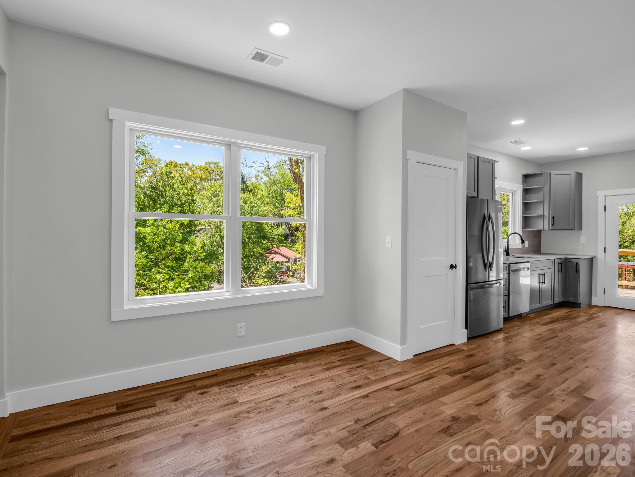 18 Worley Place — Asheville