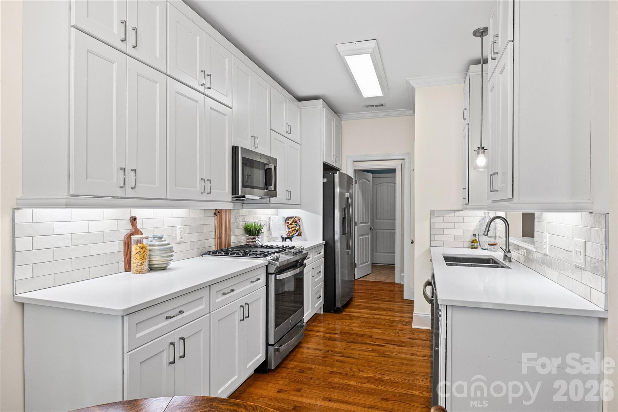 1109 Moray Court — Charlotte