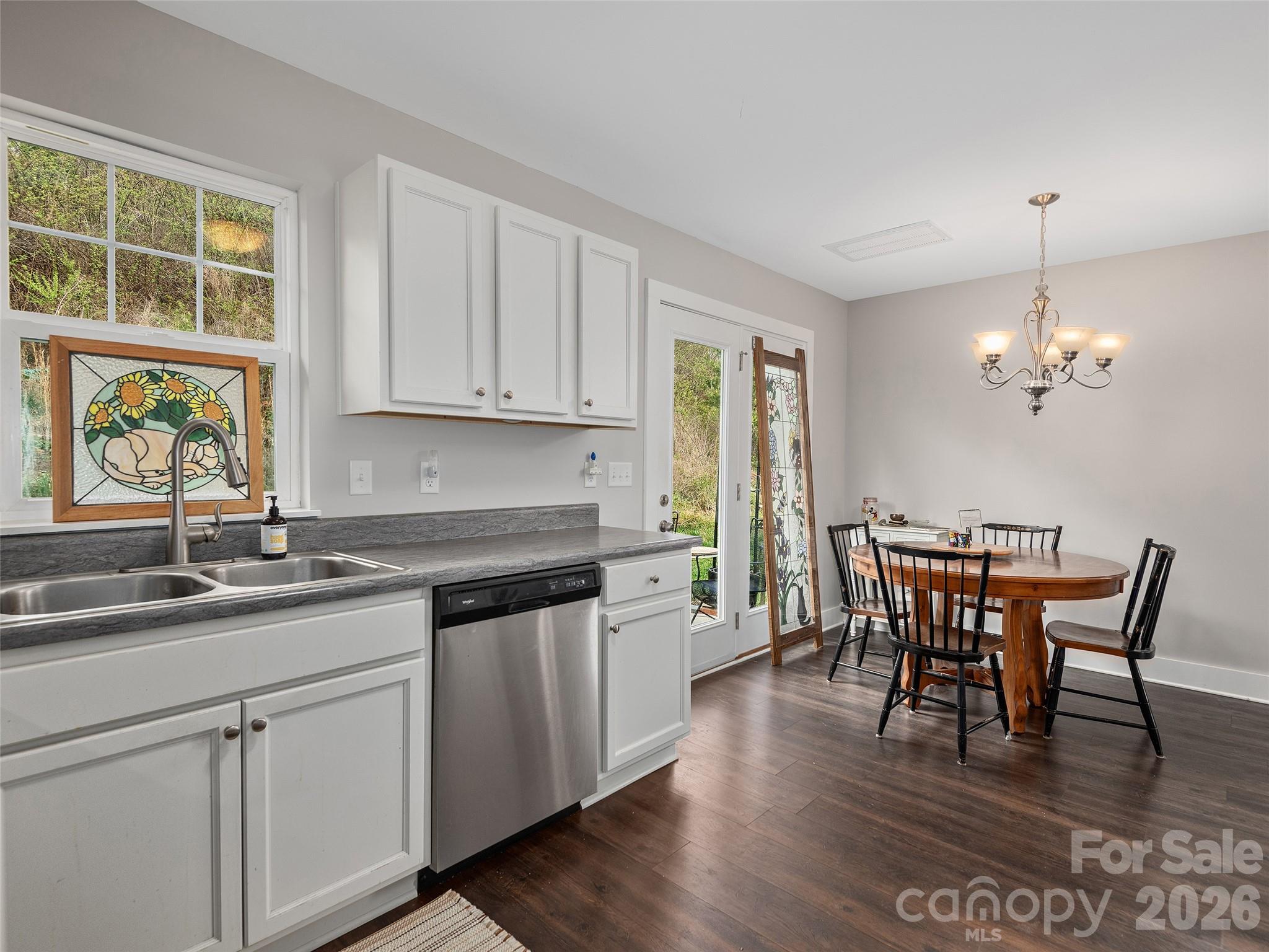 201 Stoney Point Way — Candler