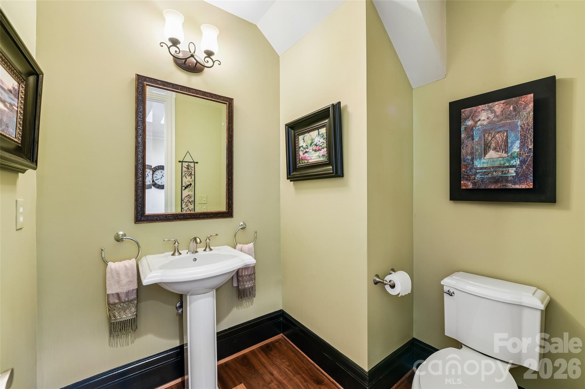 5208 Shepley Court — Charlotte