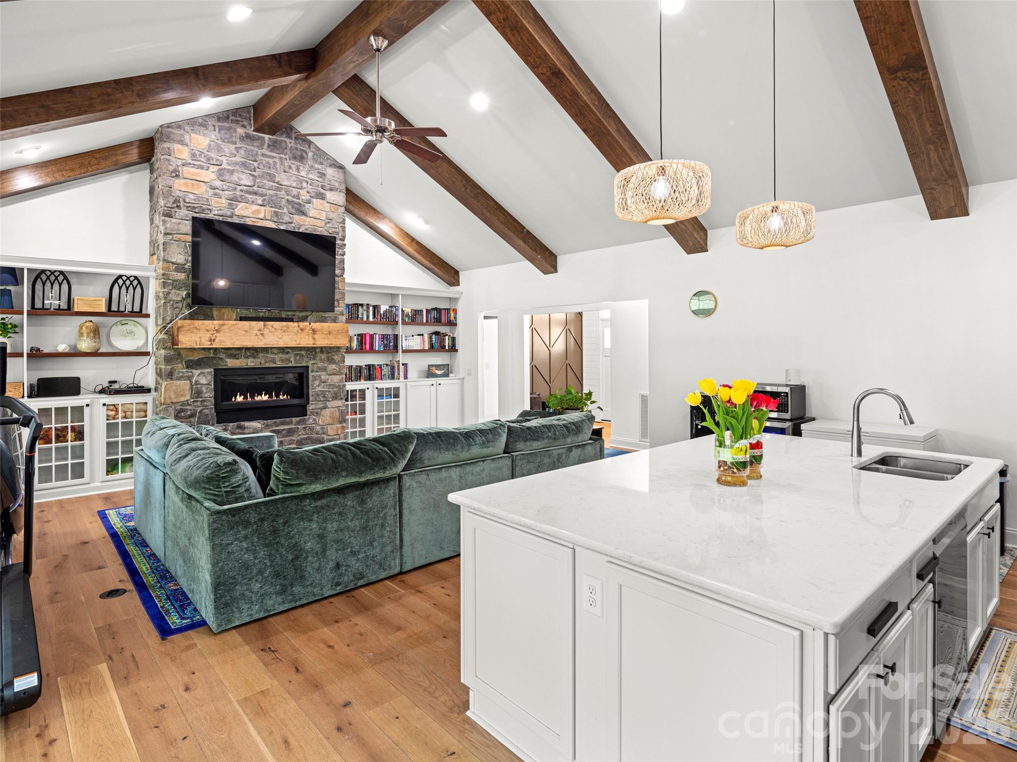 127 Rockbridge Road — Mills River