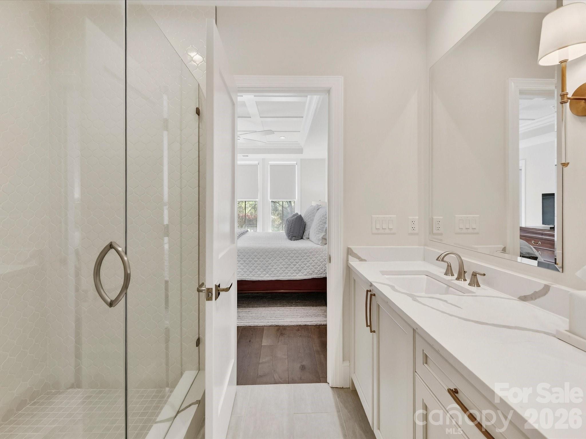 3074 Selwyn Avenue — Charlotte