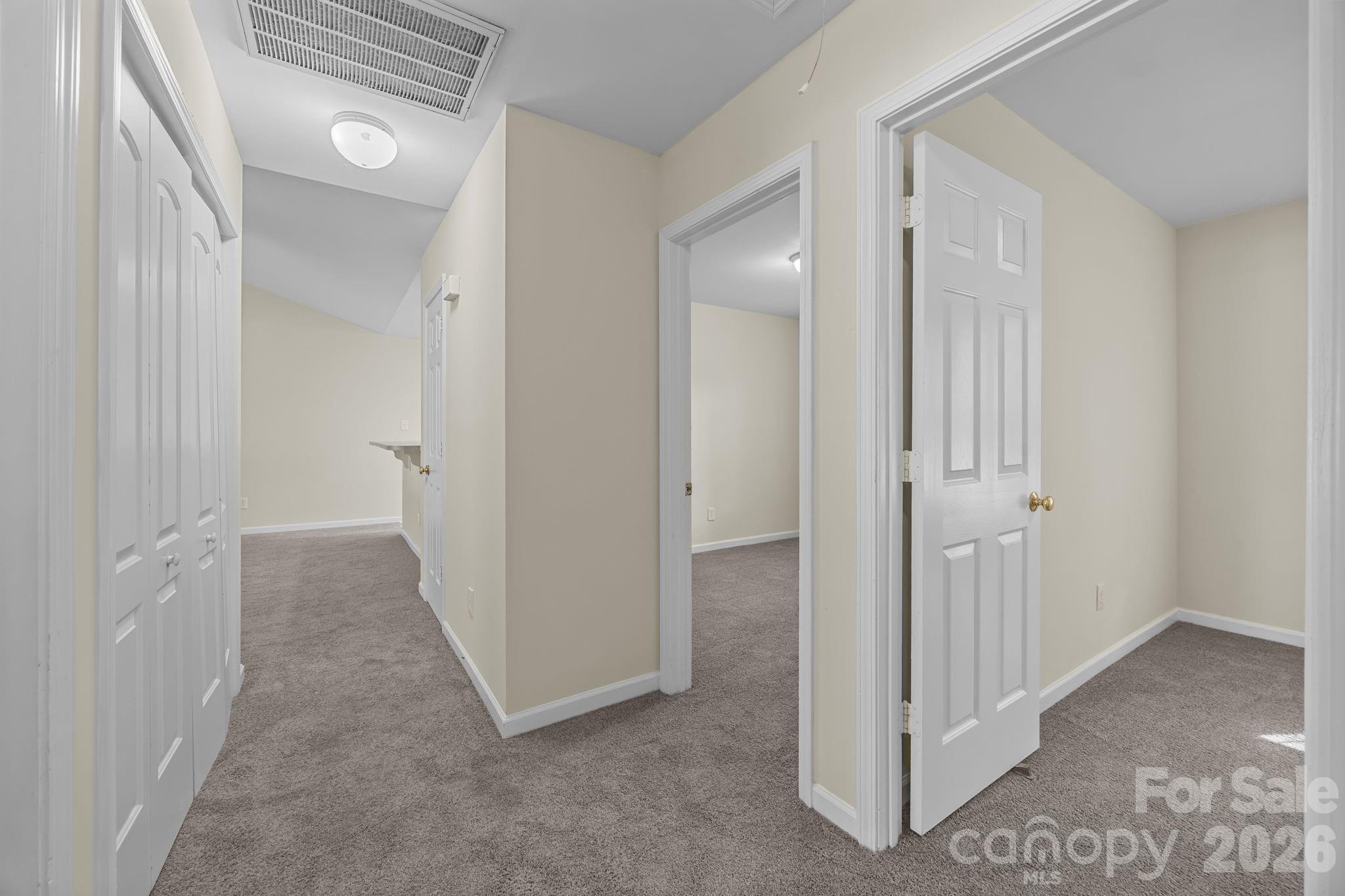 2246 Sunset Boulevard — Charlotte