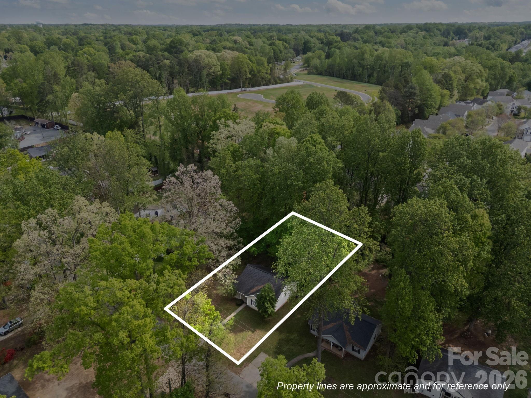 2246 Sunset Boulevard — Charlotte