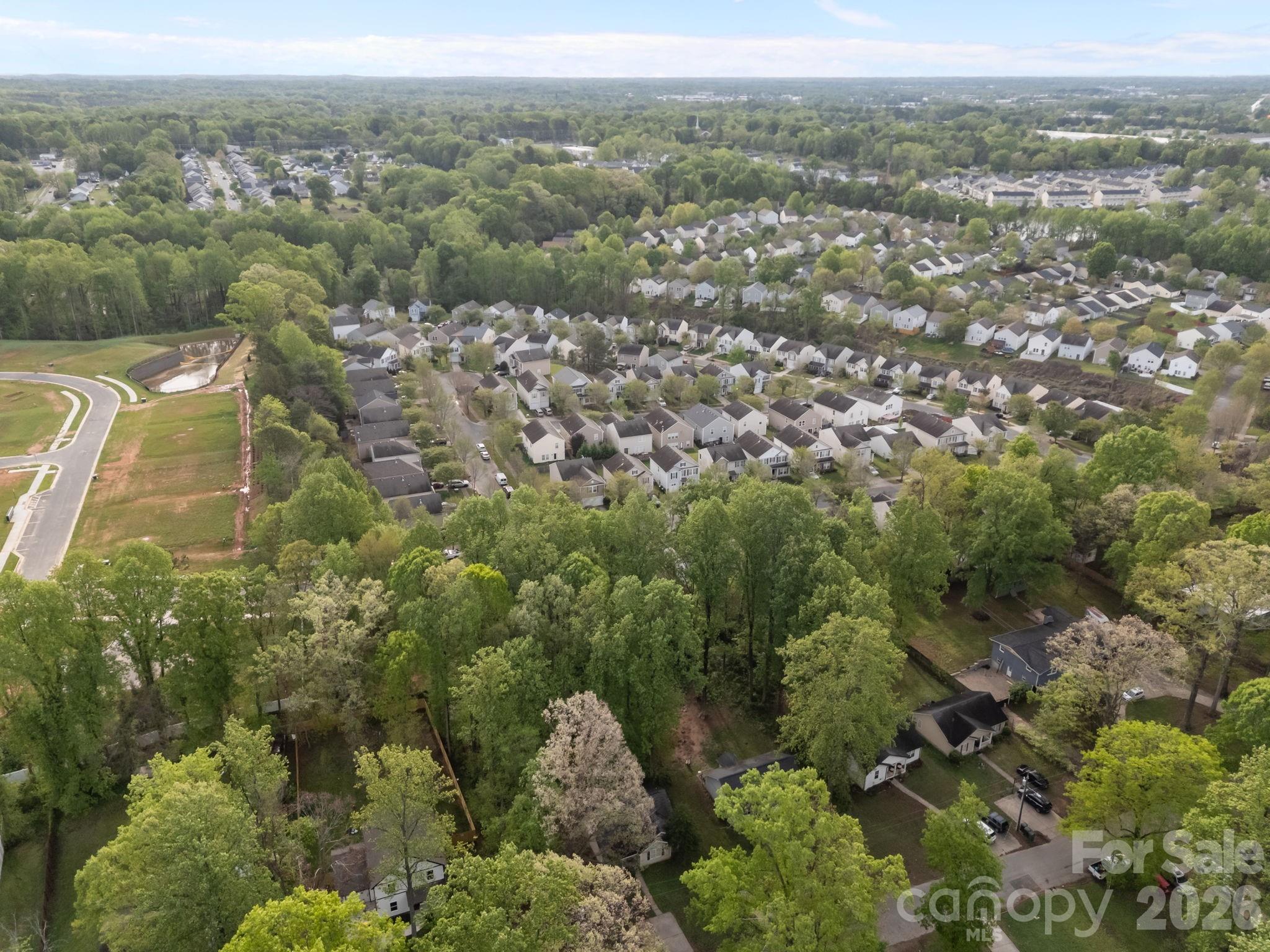 2246 Sunset Boulevard — Charlotte