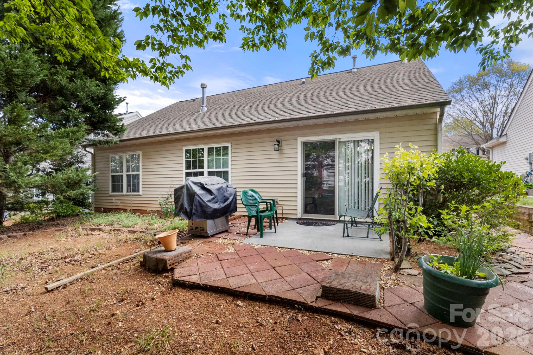 14850 Jerpoint Abby Drive — Charlotte