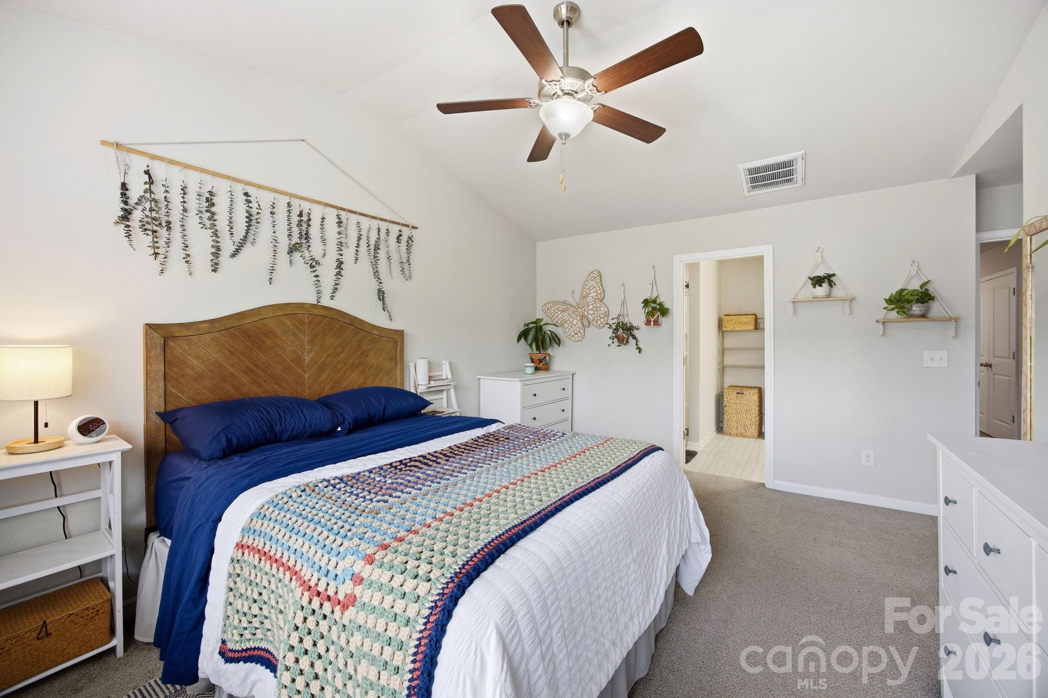 10041 Brittondale Lane — Charlotte