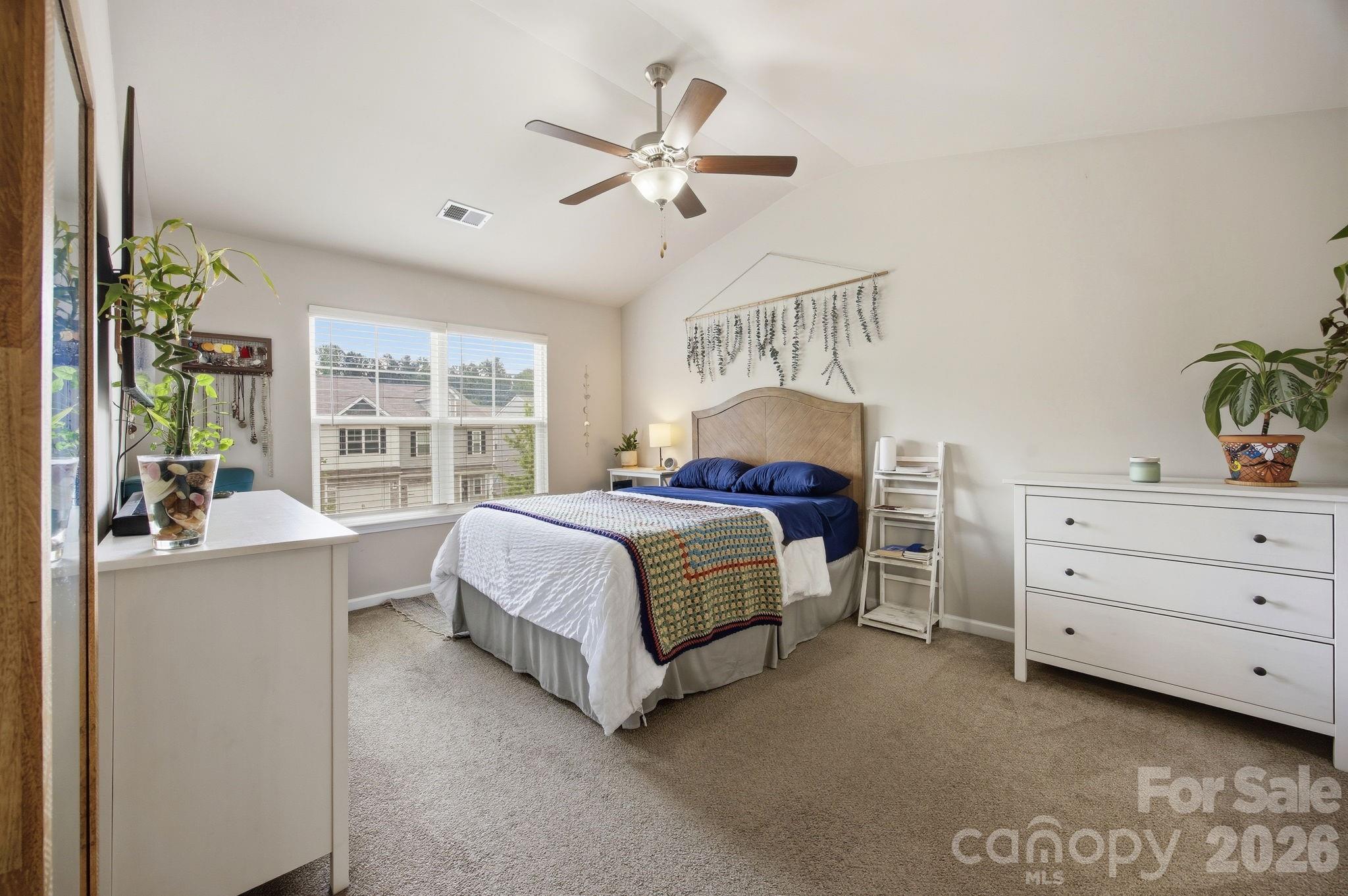 10041 Brittondale Lane — Charlotte
